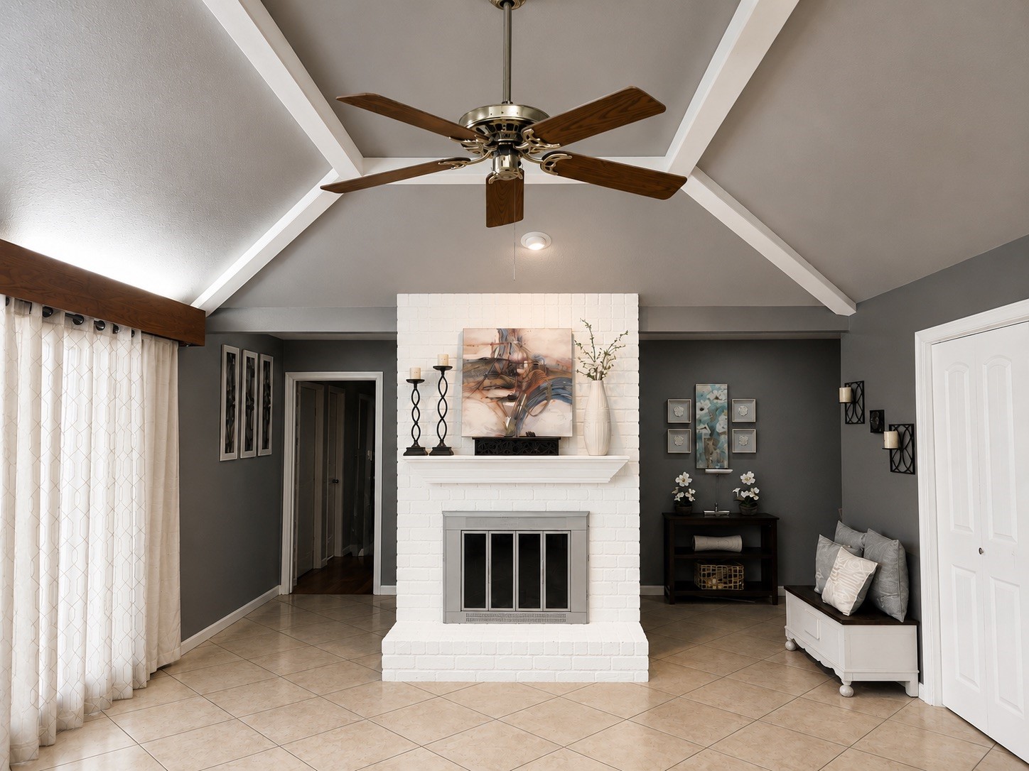 12027 Paradise Valley Drive Property Photo 2