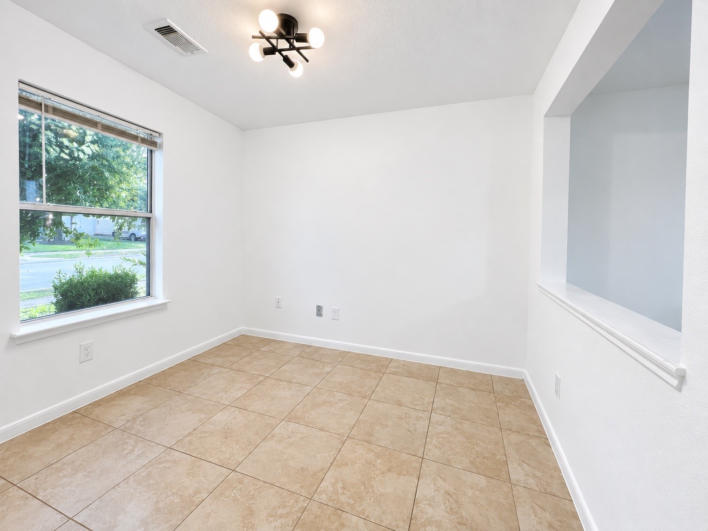 227 Silky Leaf Drive Property Photo 7