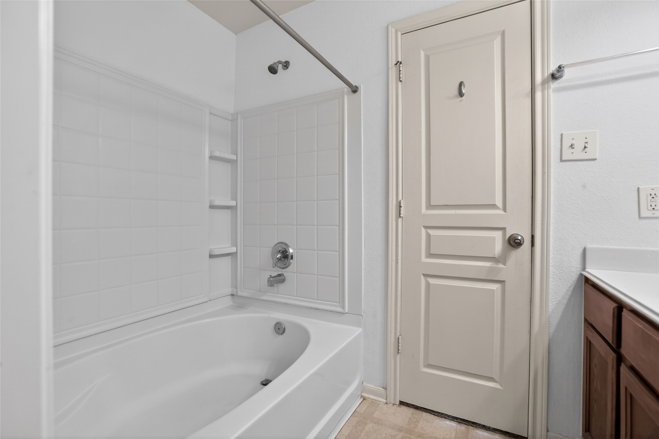 1618 Grable Cove Lane Property Photo 20