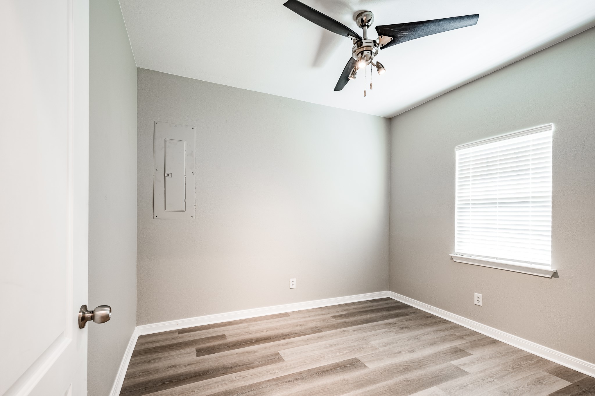 14922 Russet Bend Lane Property Photo 11
