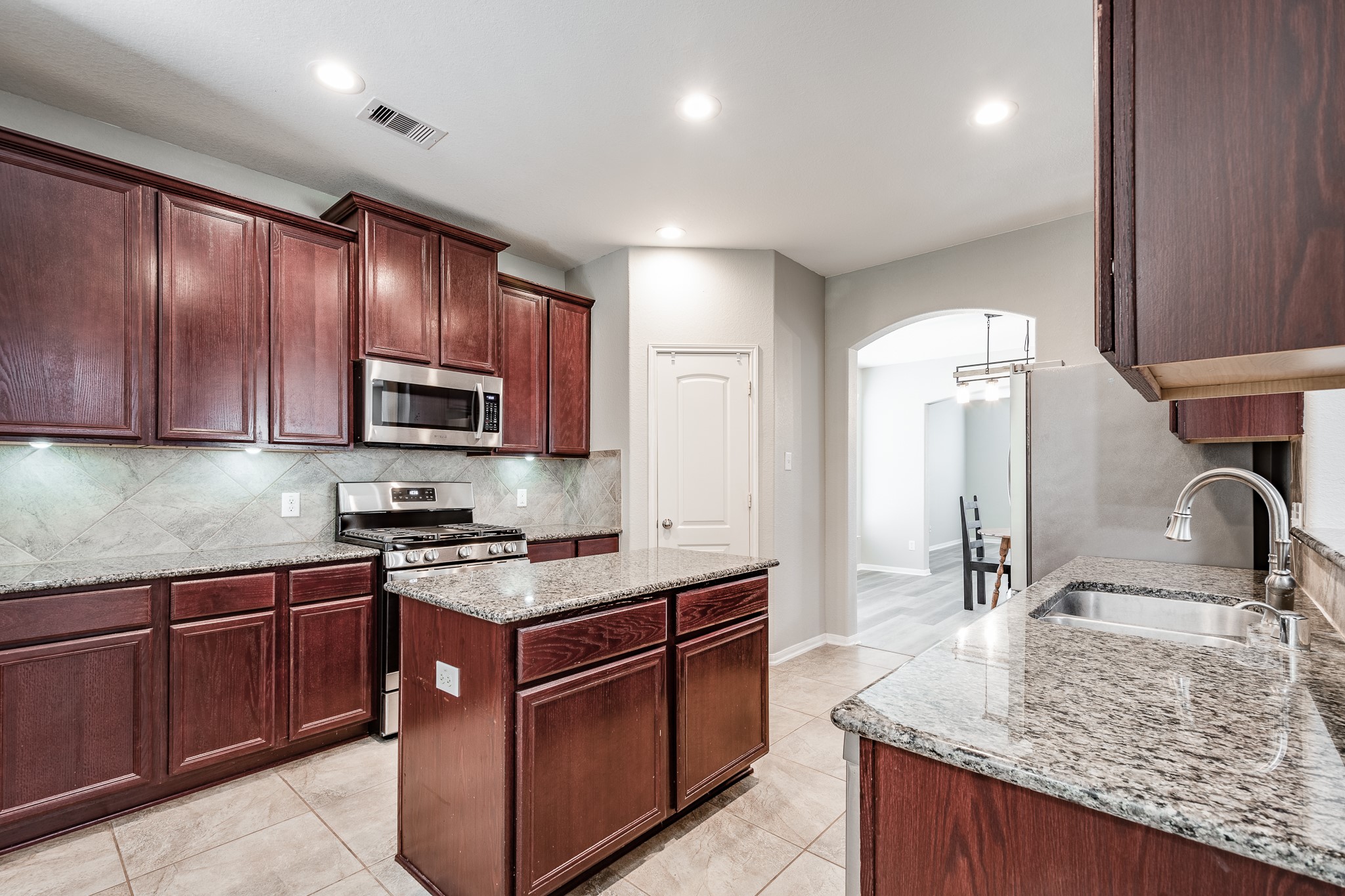 14922 Russet Bend Lane Property Photo 17