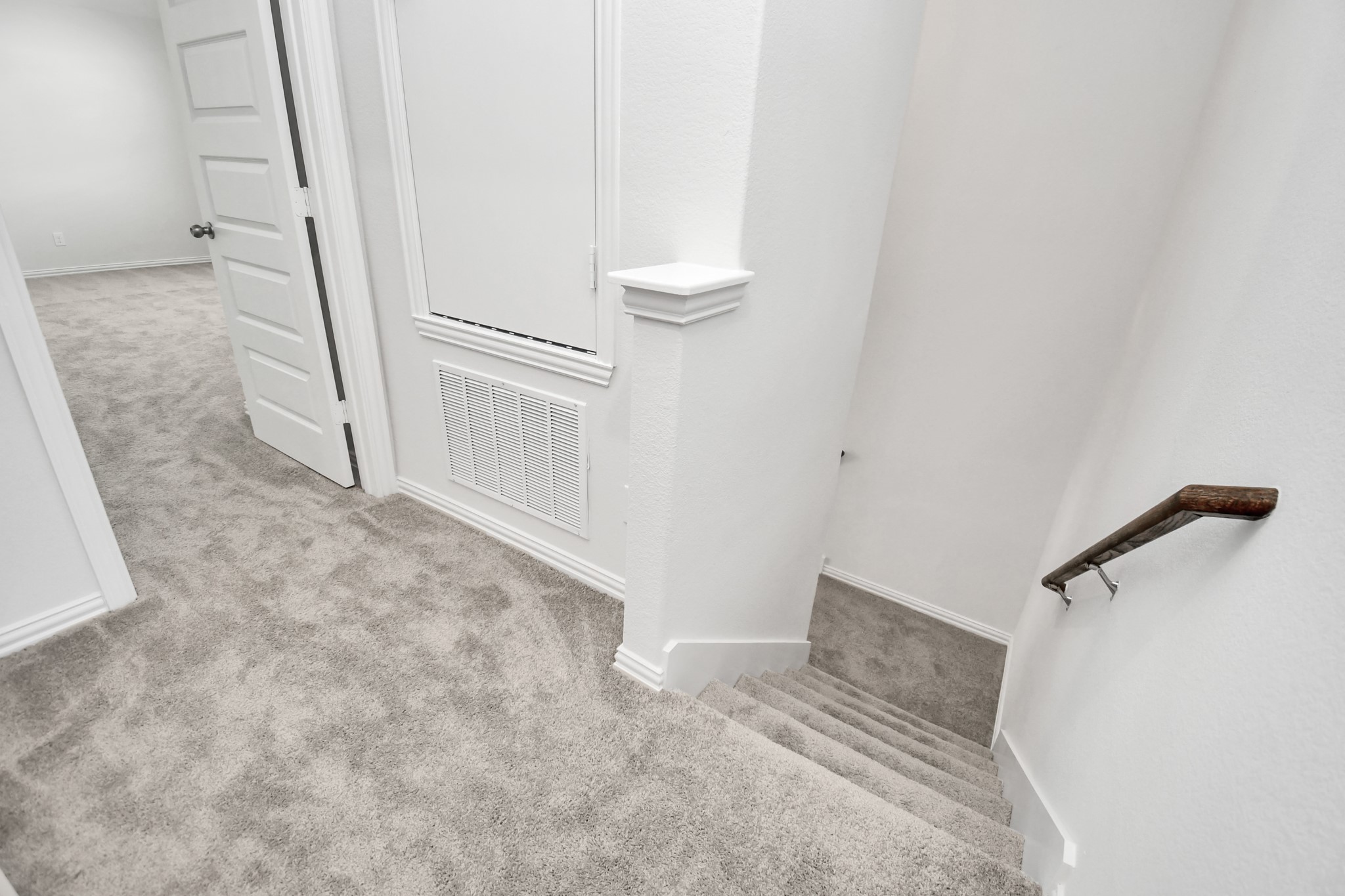 1534 Revolution Way Property Photo 16