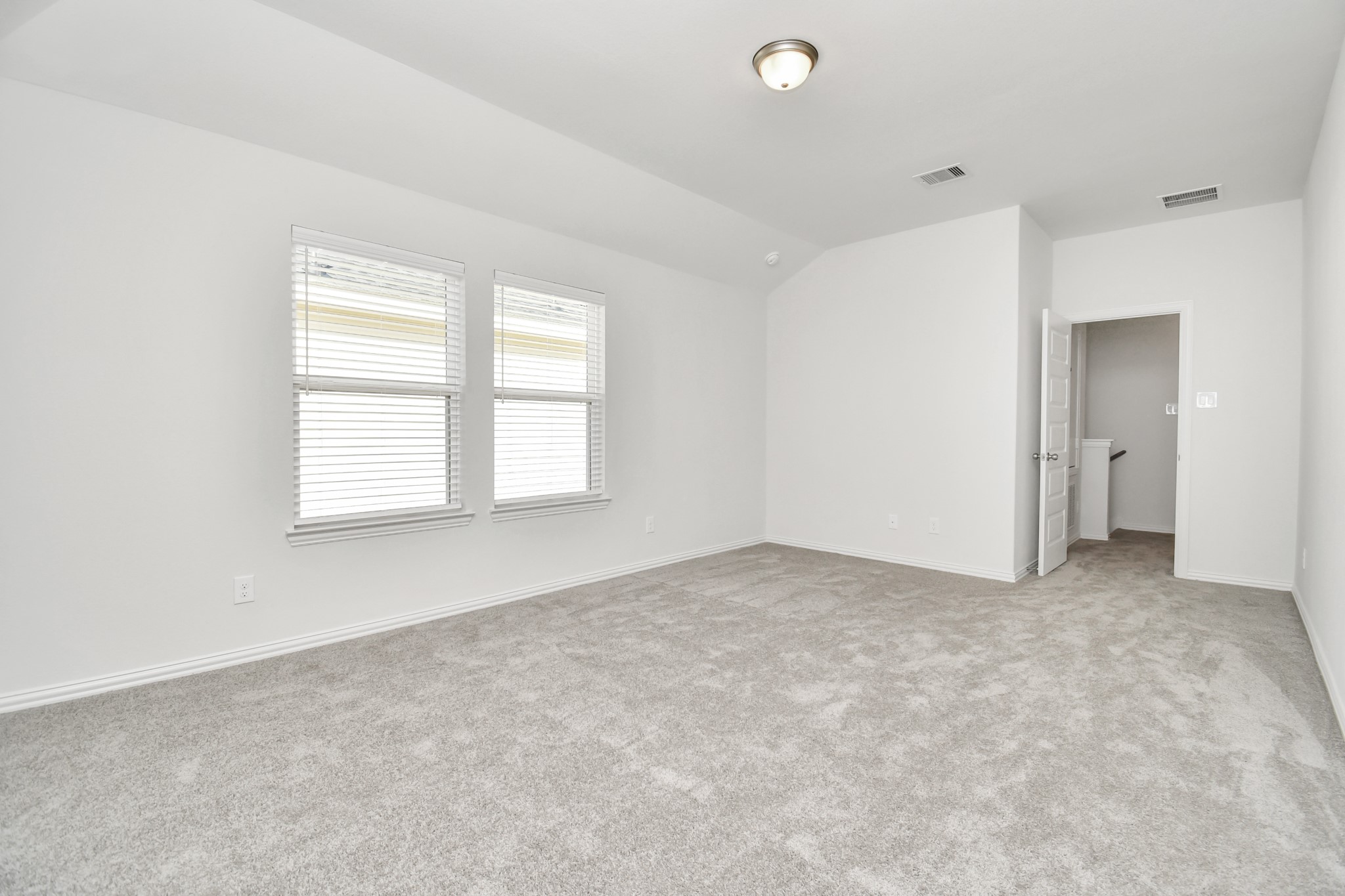 1534 Revolution Way Property Photo 20