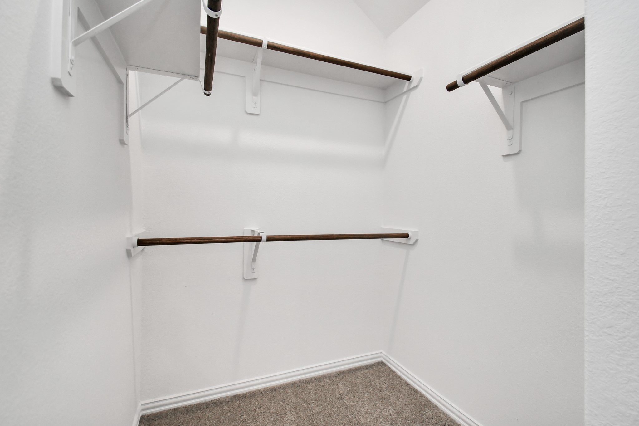 1534 Revolution Way Property Photo 24