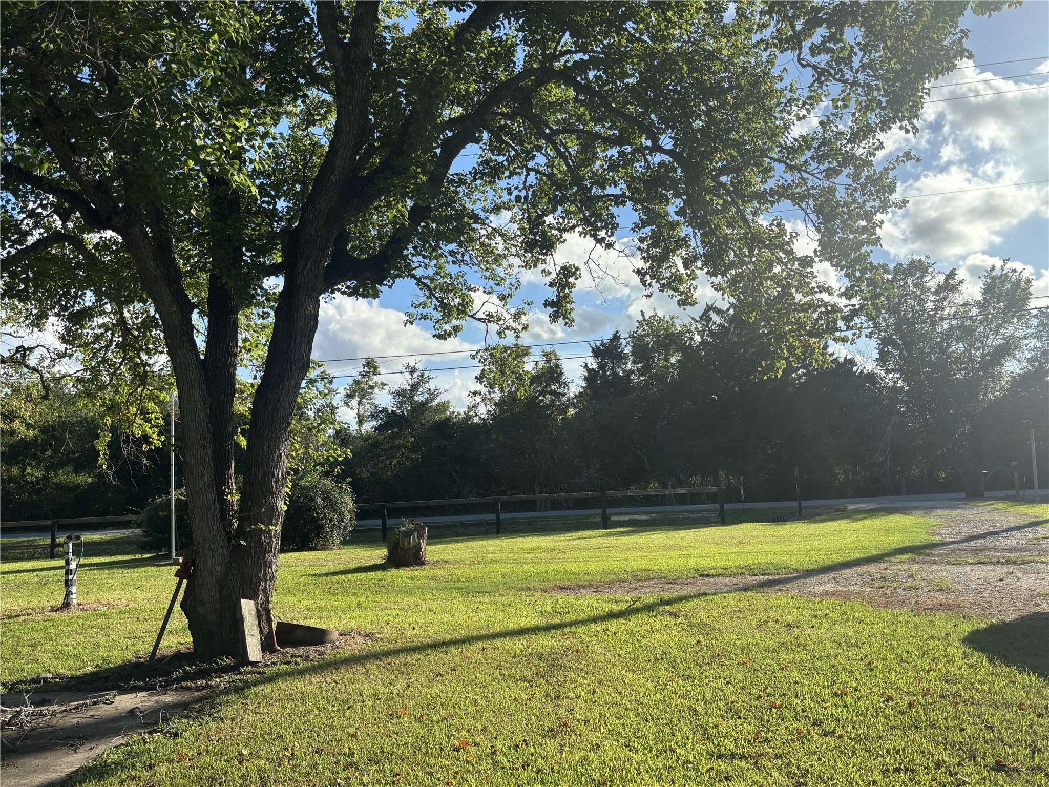 7823 Highland Road Property Photo 2