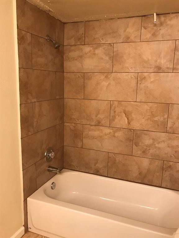 1947 Green Briar Colony Drive 15502-e Property Photo 12