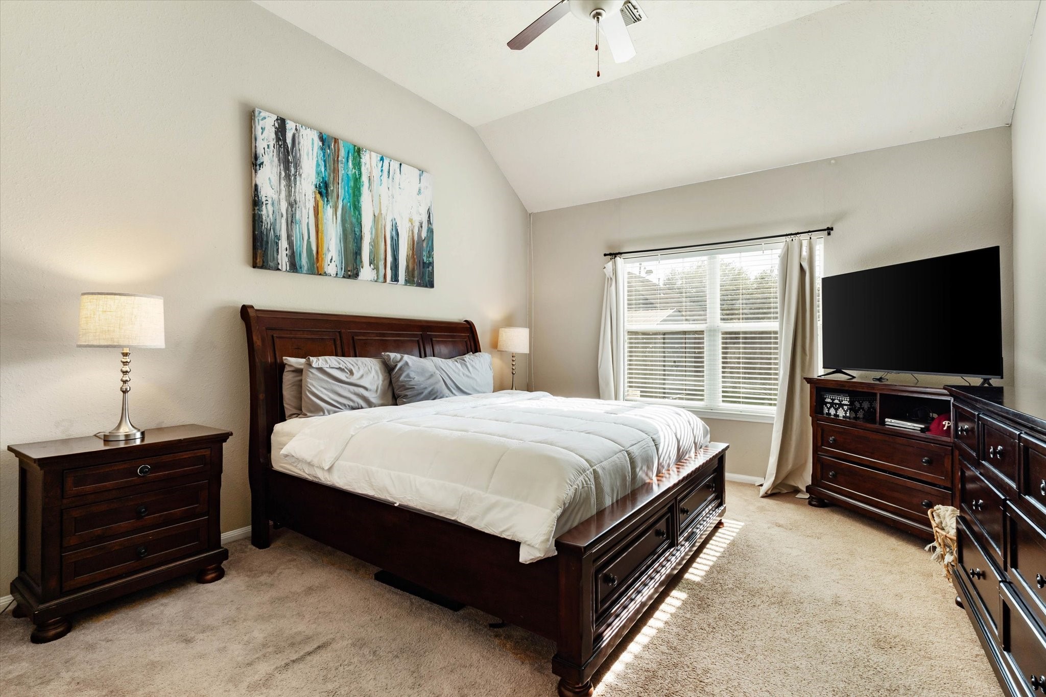 2102 Crestwind Court Property Photo 9