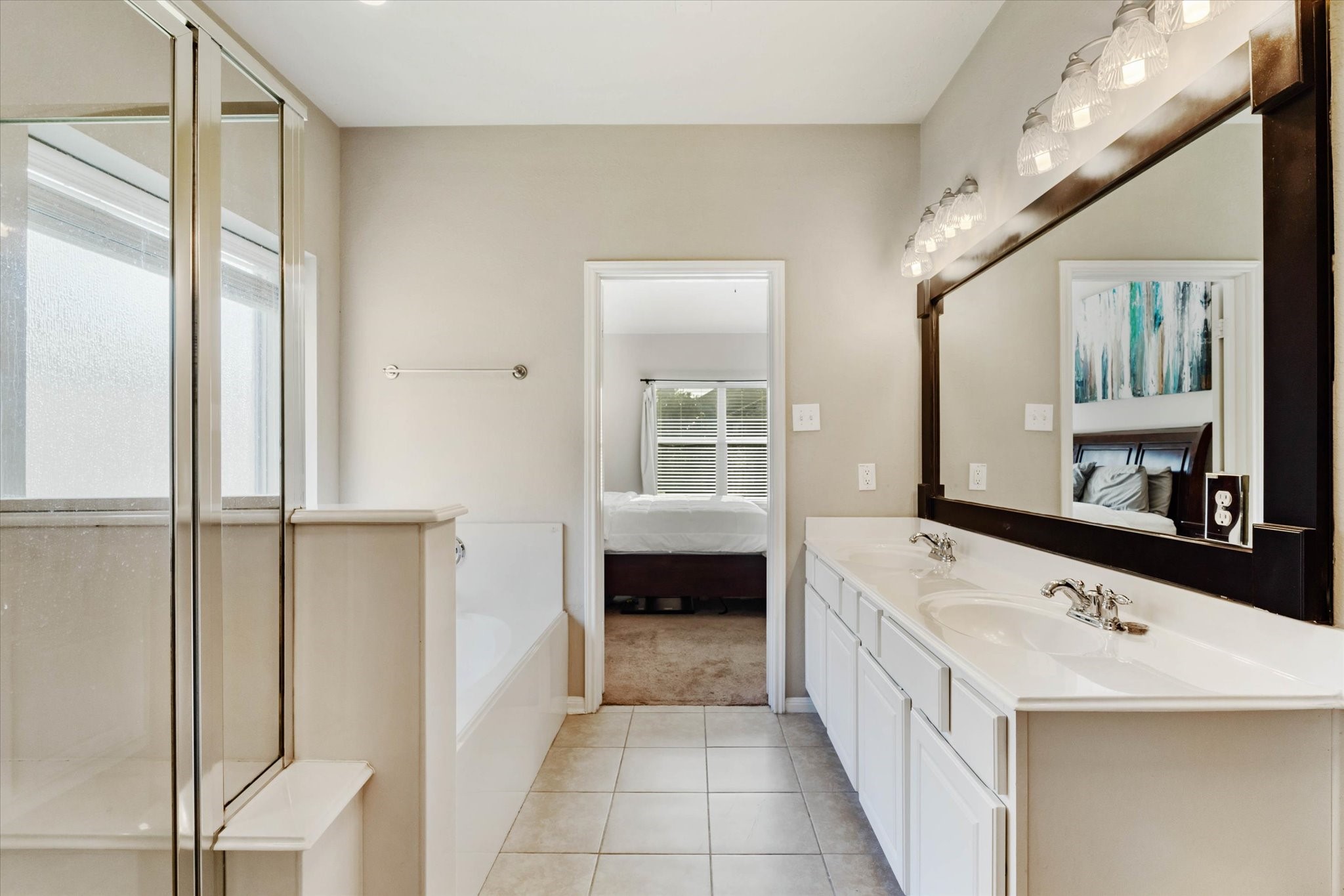 2102 Crestwind Court Property Photo 11