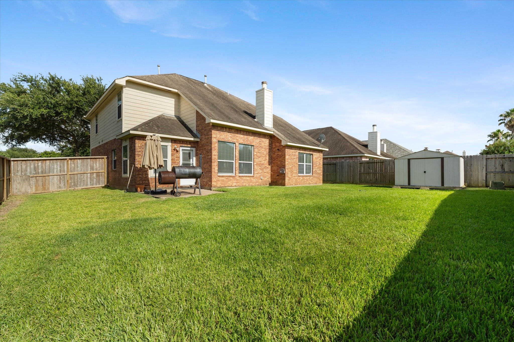 2102 Crestwind Court Property Photo 20