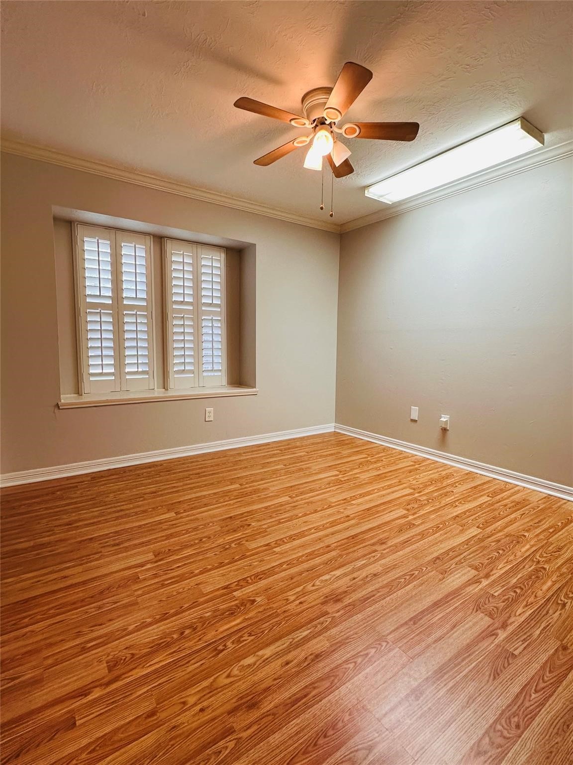 15111 Yorkpoint Drive Property Photo 3