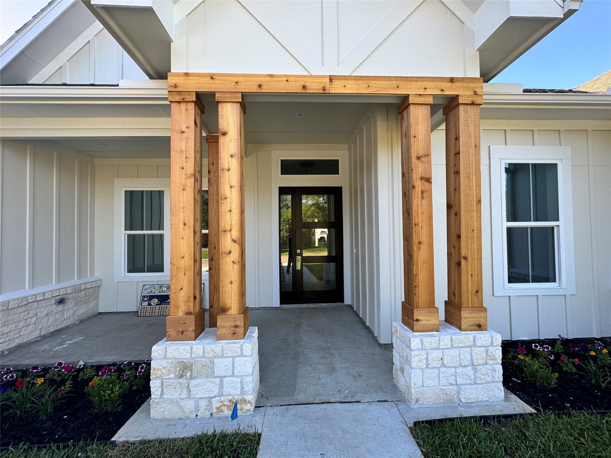2019 Point Clear Court Property Photo 5