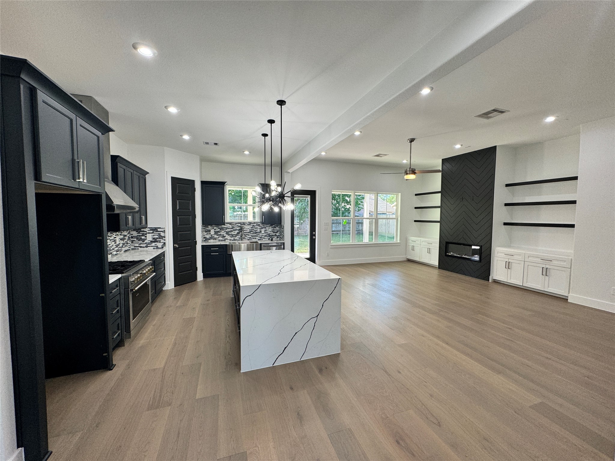 2019 Point Clear Court Property Photo 8