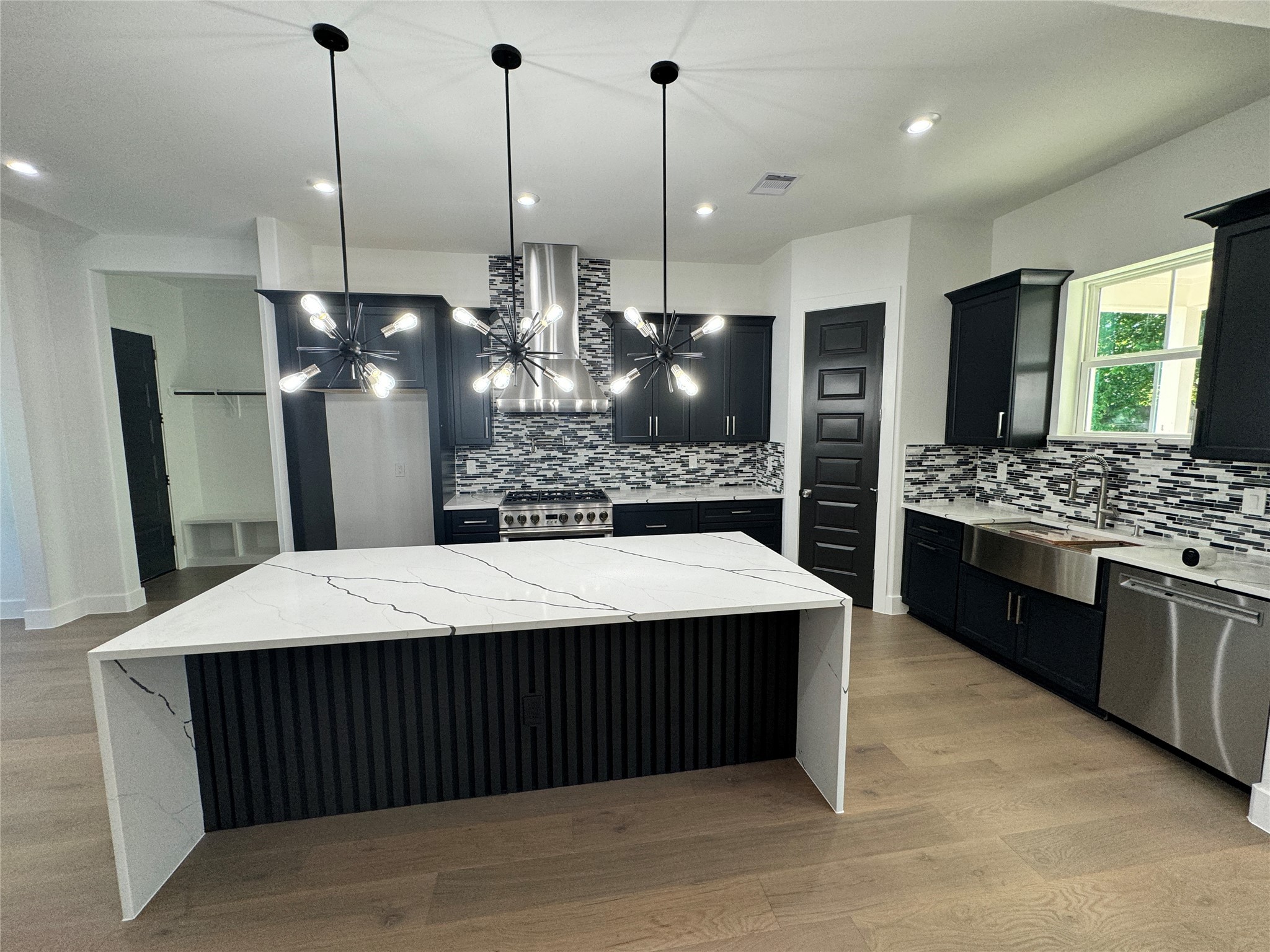 2019 Point Clear Court Property Photo 9
