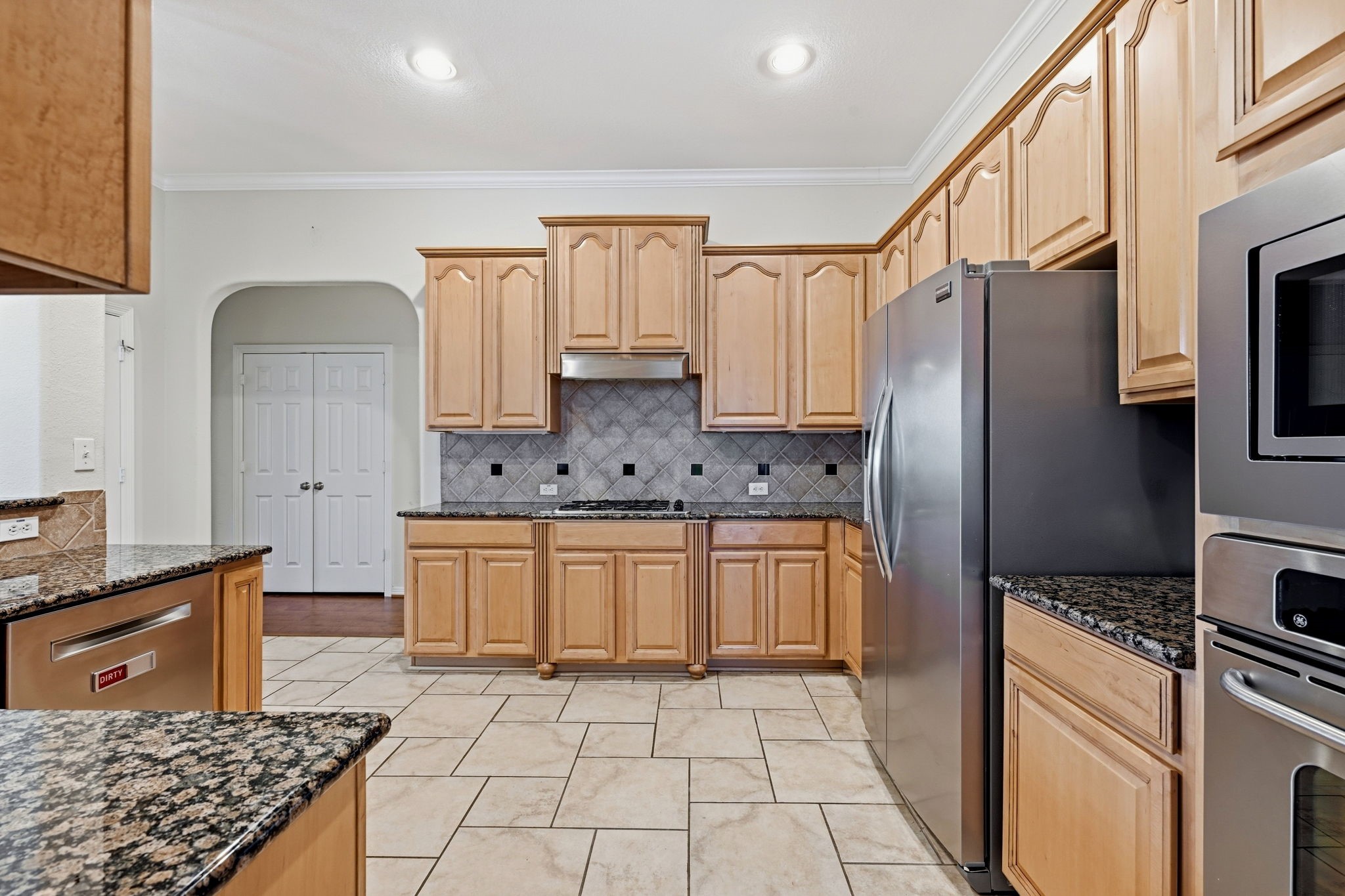 1126 Chelshurst Way Property Photo 16
