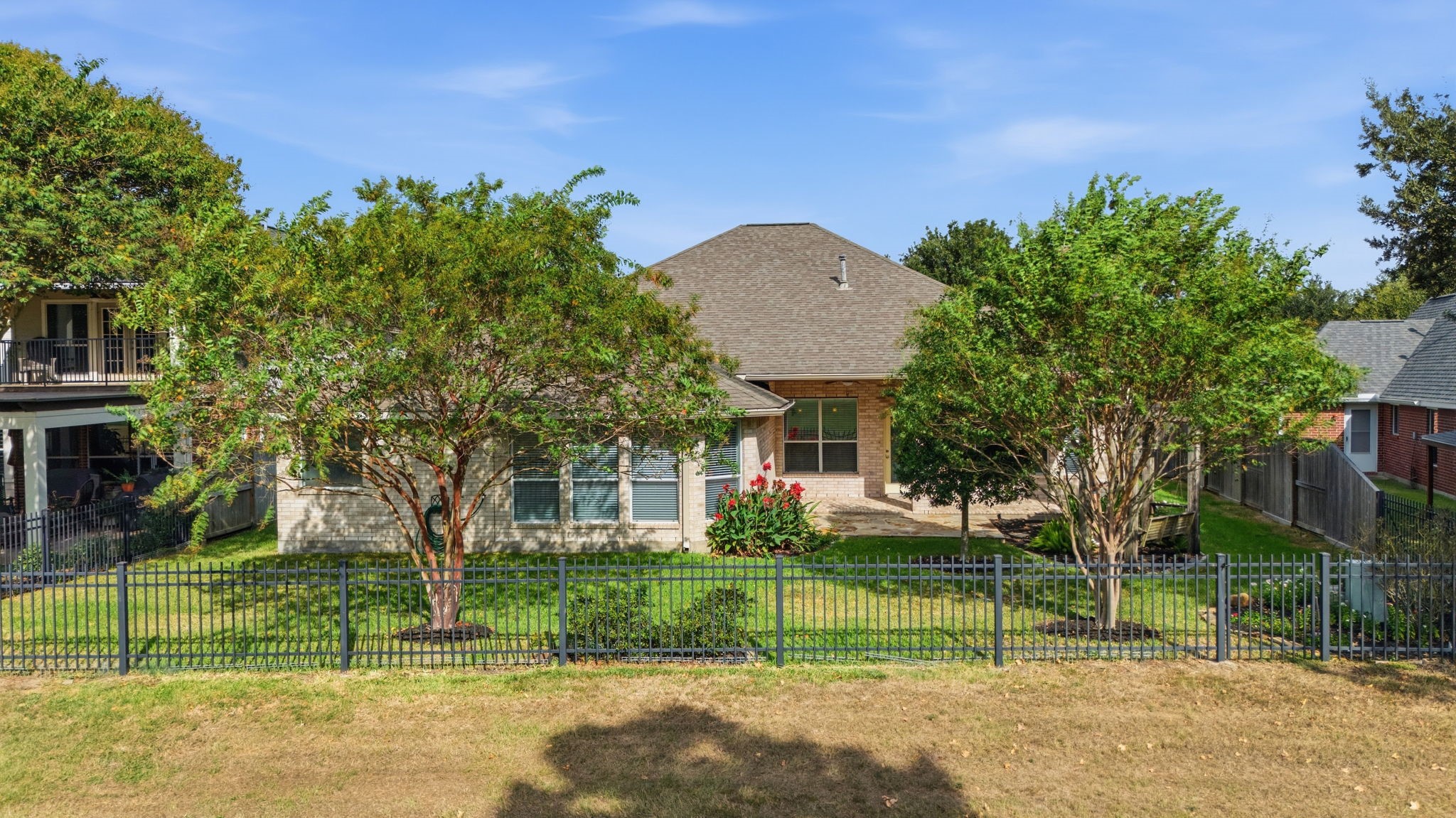 1126 Chelshurst Way Property Photo 43