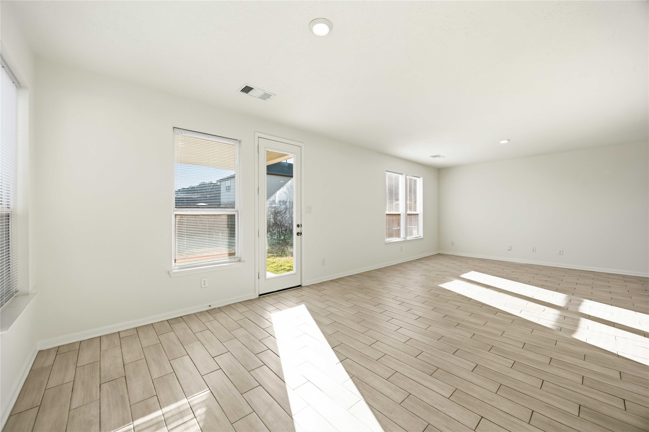 17210 Rock Willow Lane Property Photo 9