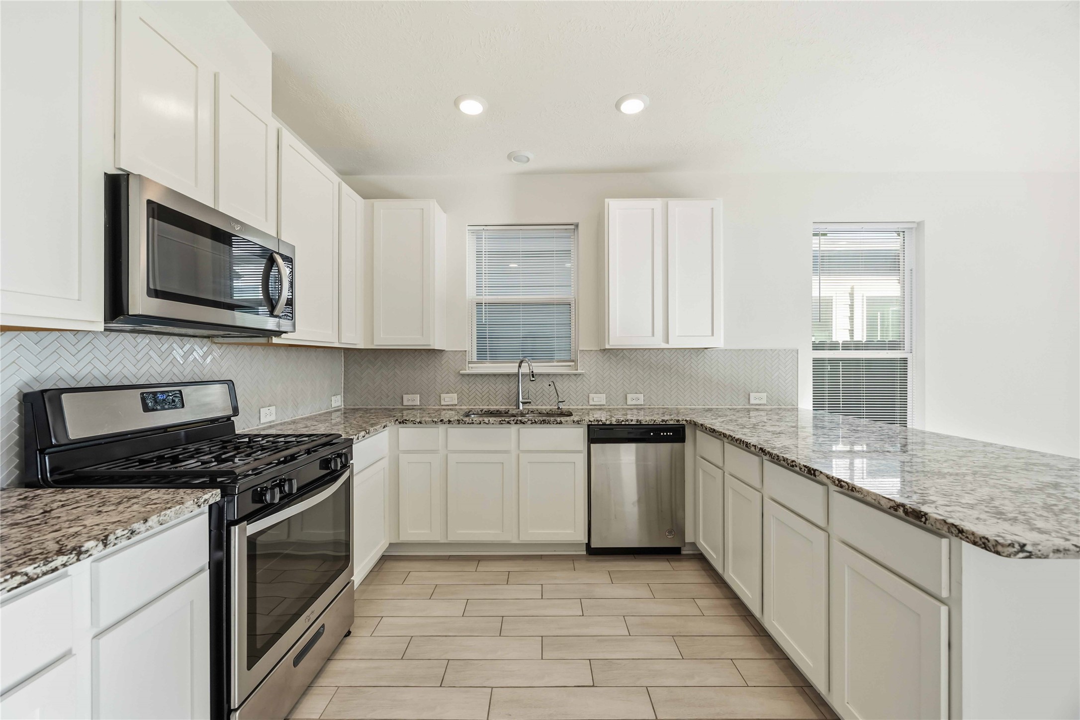 17210 Rock Willow Lane Property Photo 12