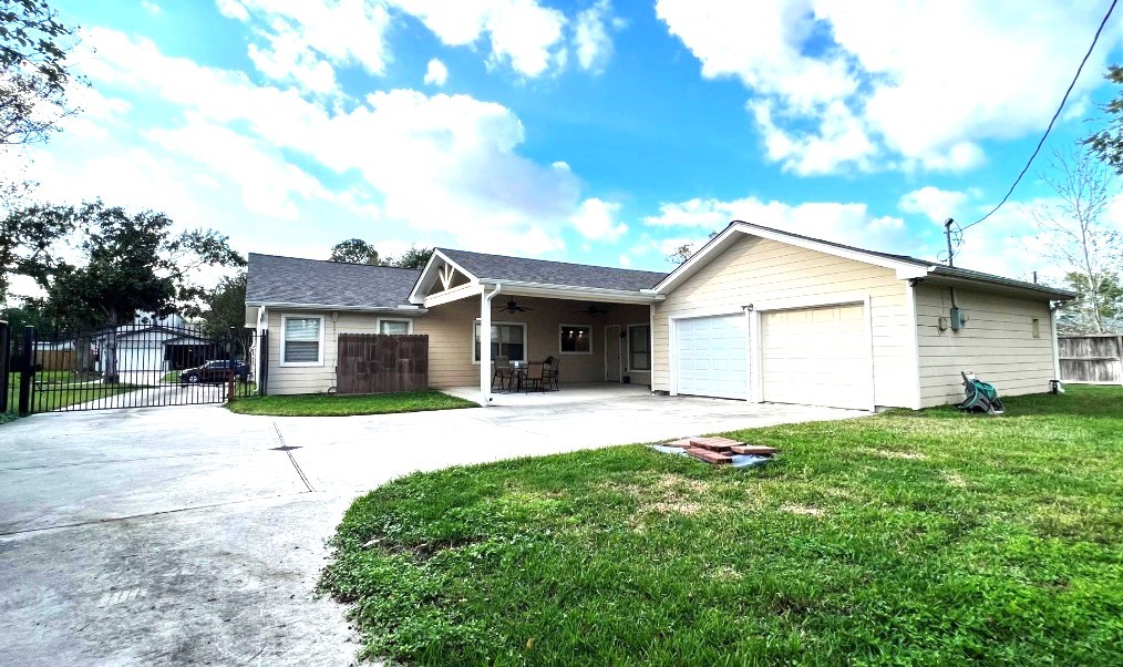 1430 Freedonia Drive Property Photo 3