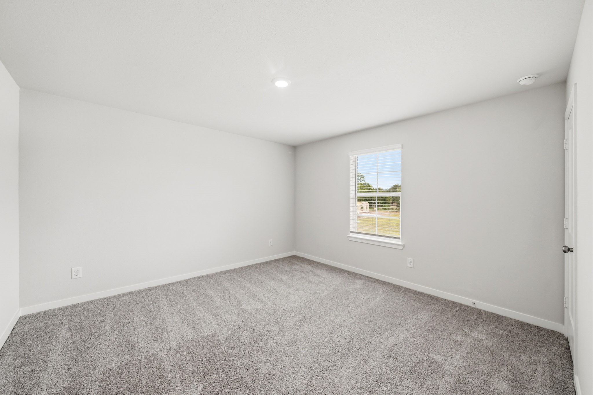 11007 Youngquist Drive Property Photo 12