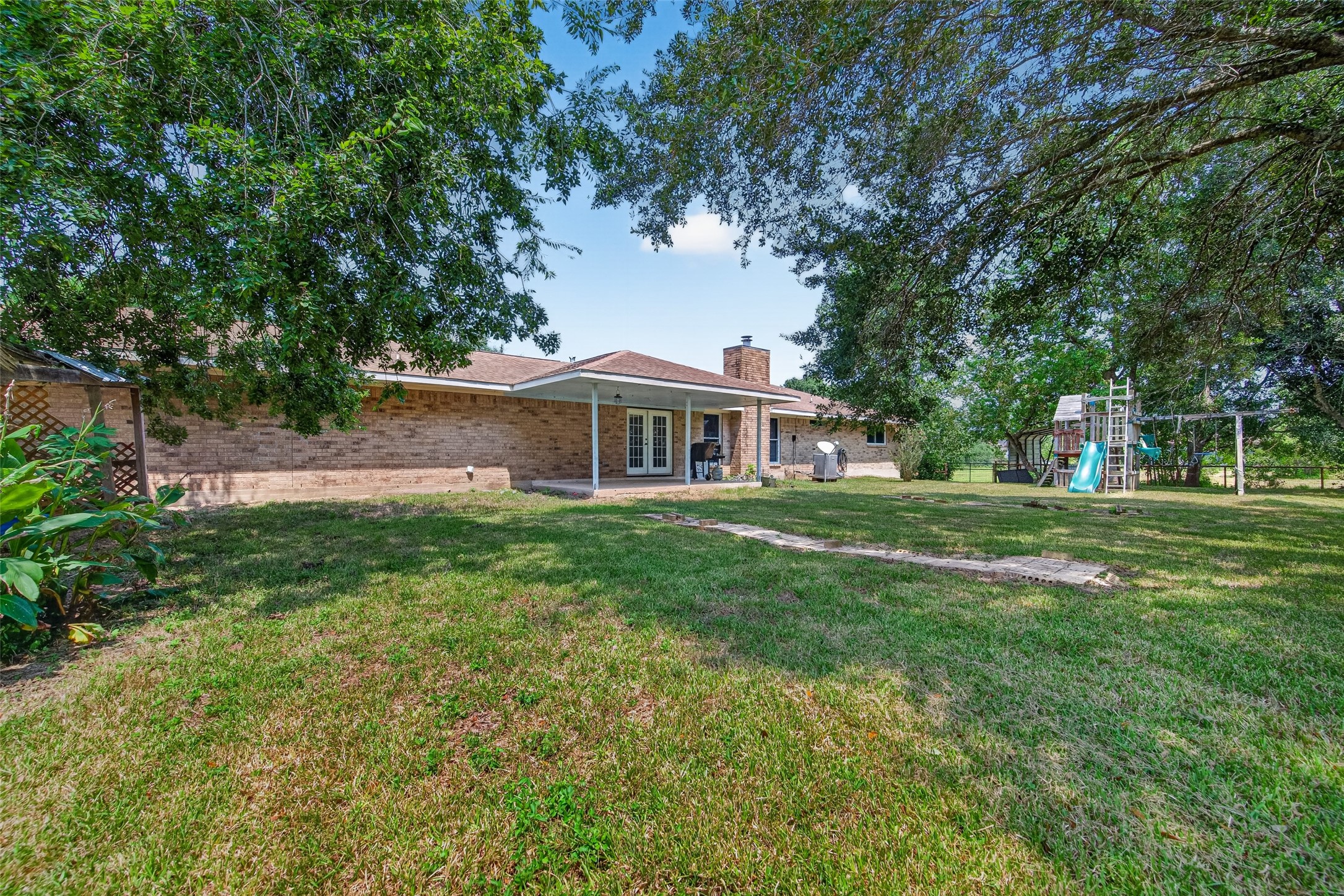 12915 33rd 1/2 Street Property Photo 45