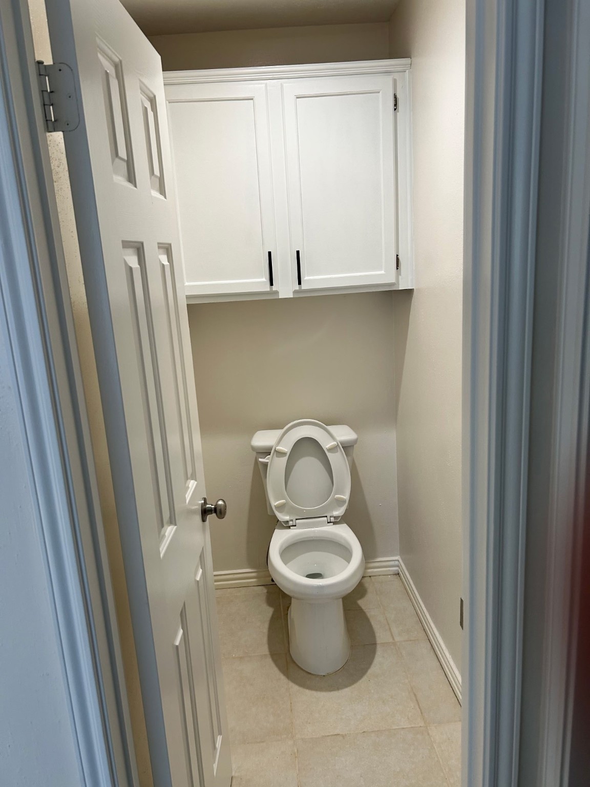 213 Hollander Property Photo 24