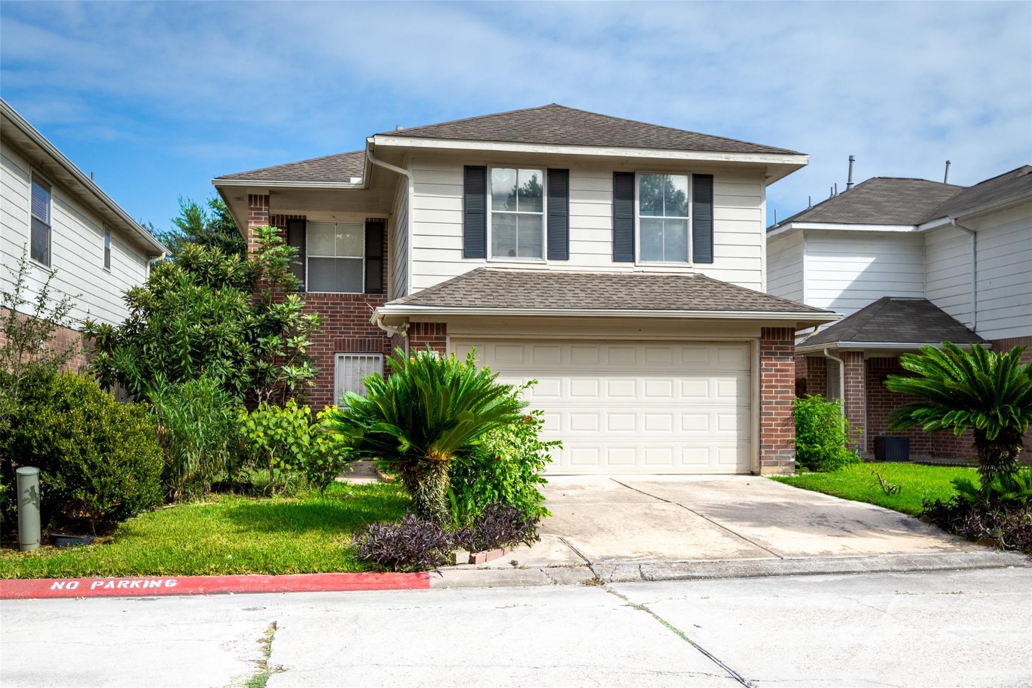 8226 Gold Tee Drive, Houston TX 77036 Property Photo 1