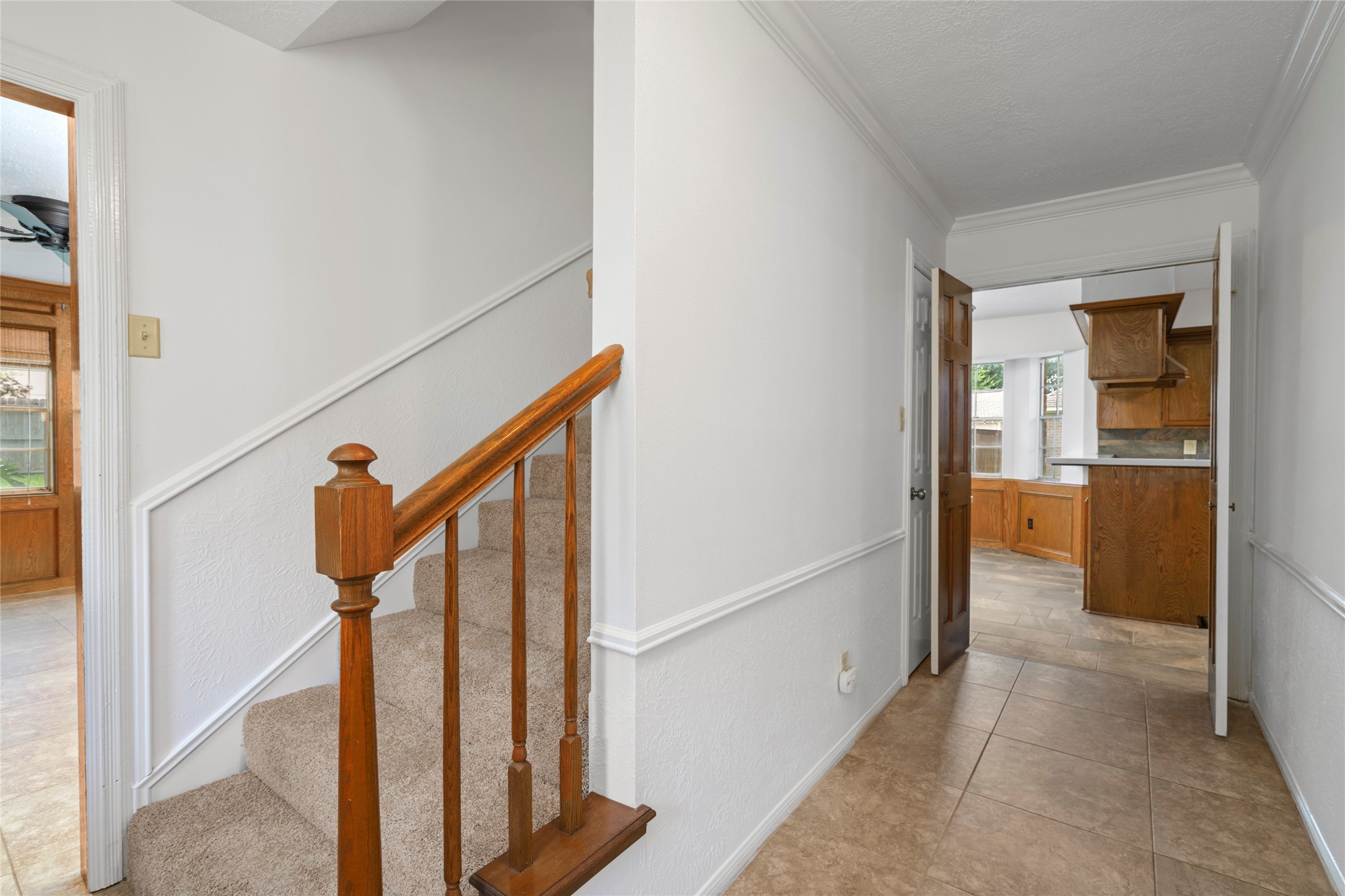 12911 Cloverwood Drive Property Photo 8