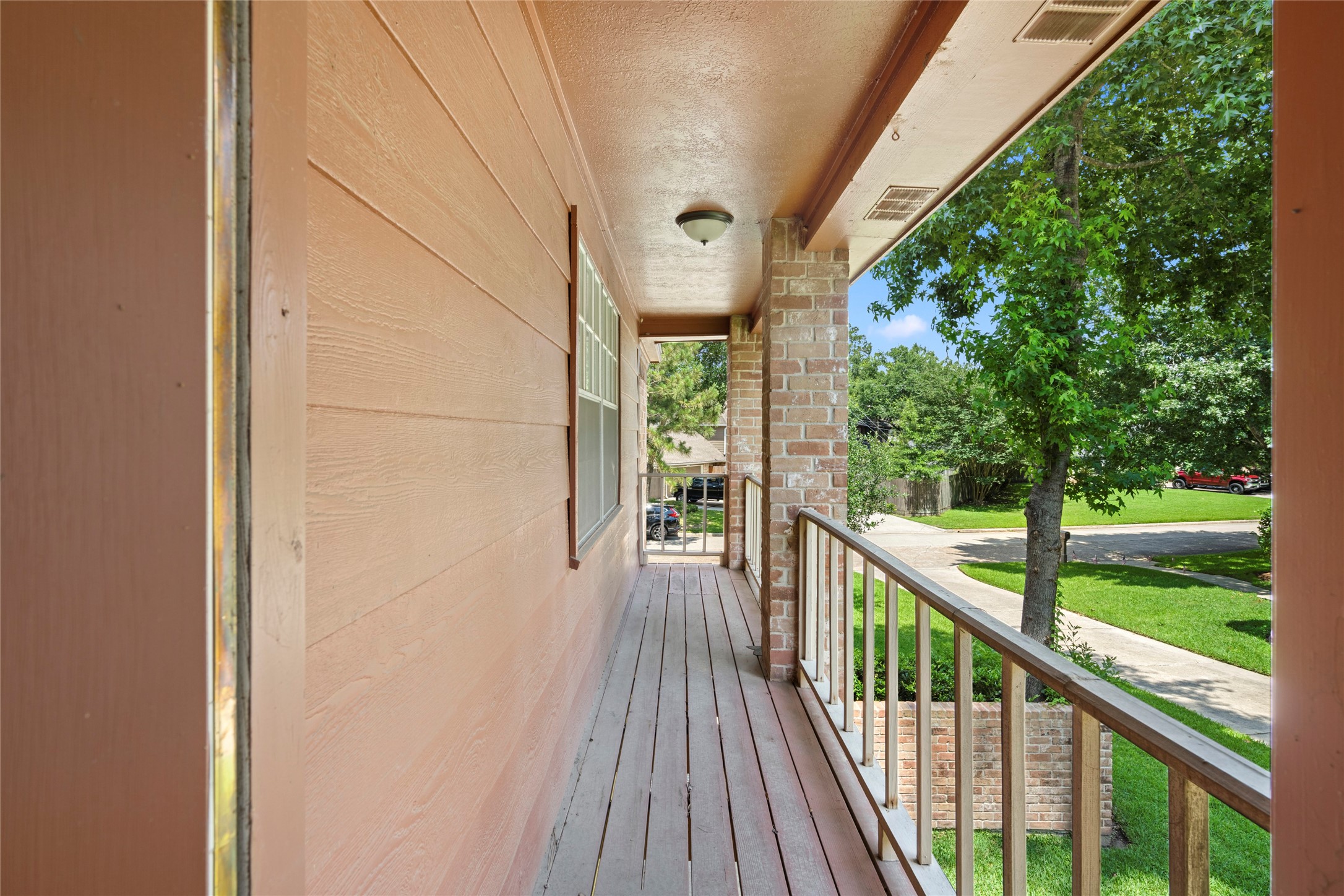 12911 Cloverwood Drive Property Photo 24