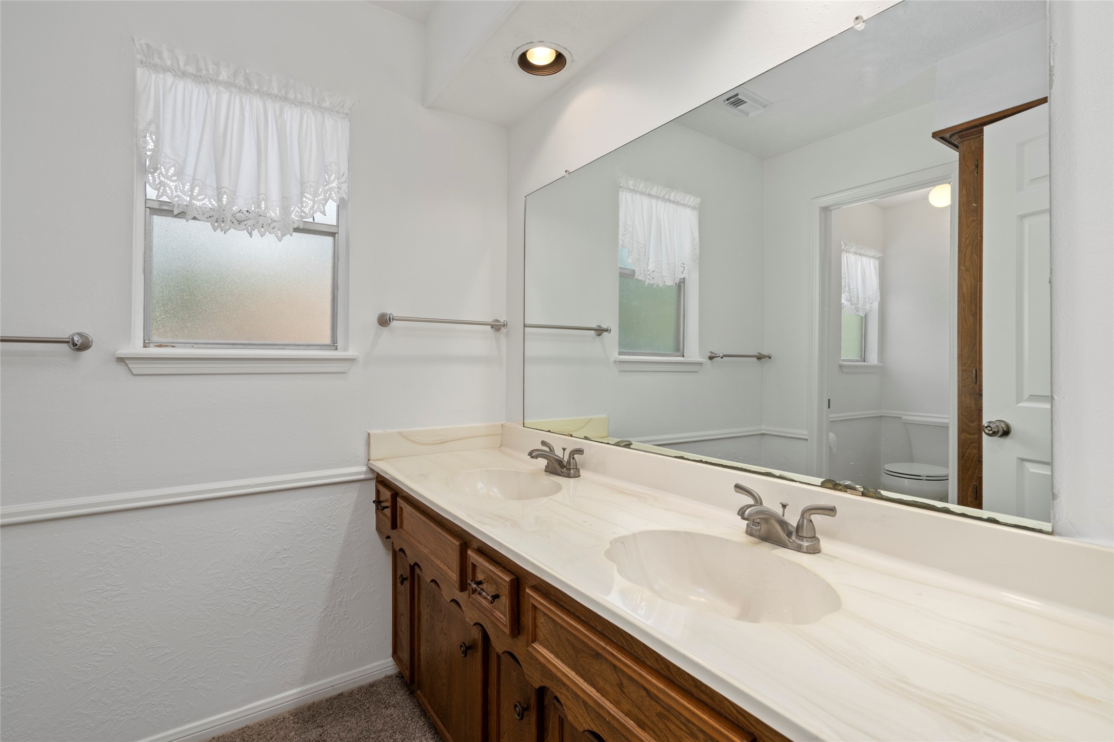12911 Cloverwood Drive Property Photo 28