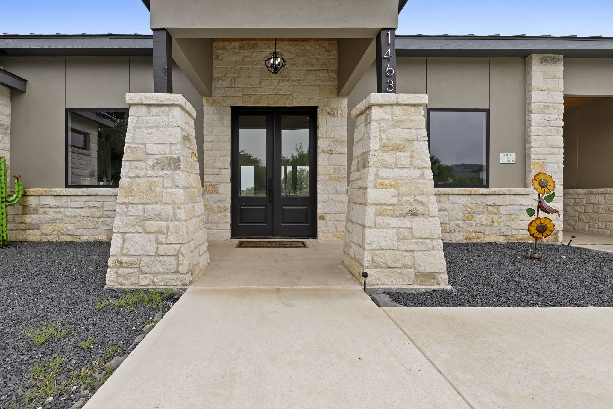 1463 Mountain Valley Drive Property Photo 4