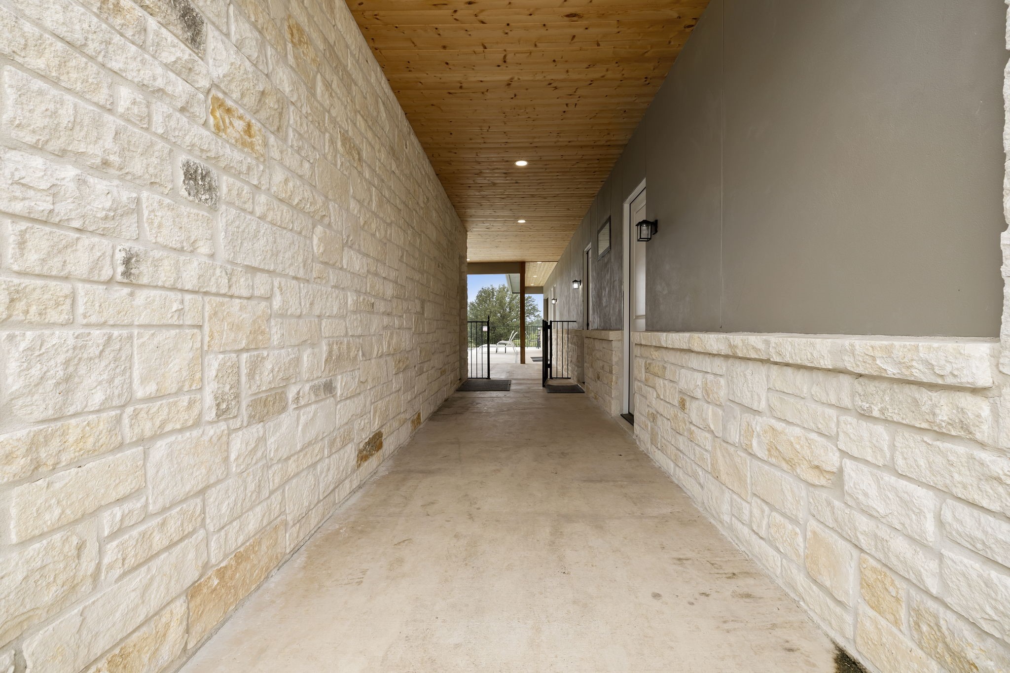 1463 Mountain Valley Drive Property Photo 26