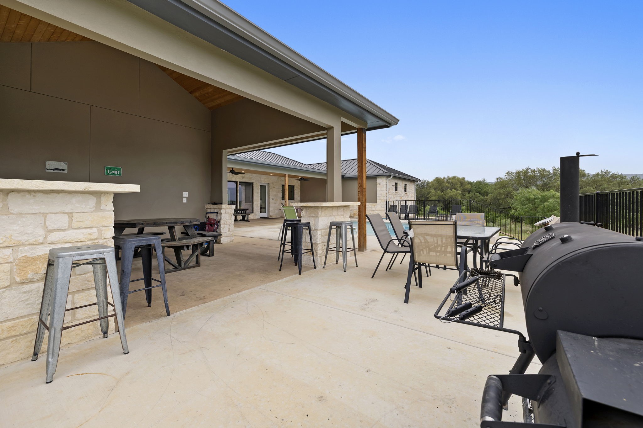 1463 Mountain Valley Drive Property Photo 32