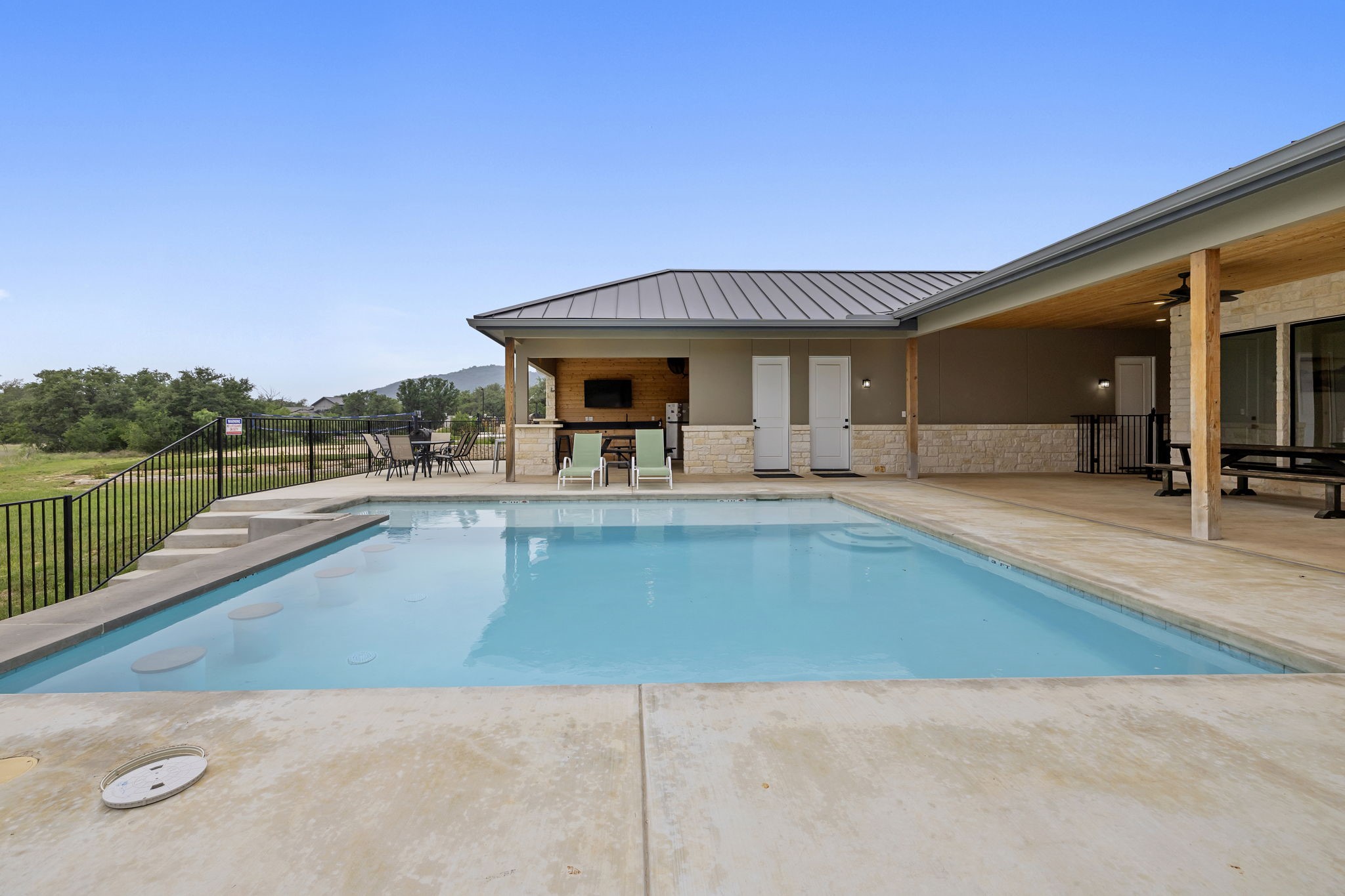 1463 Mountain Valley Drive Property Photo 35