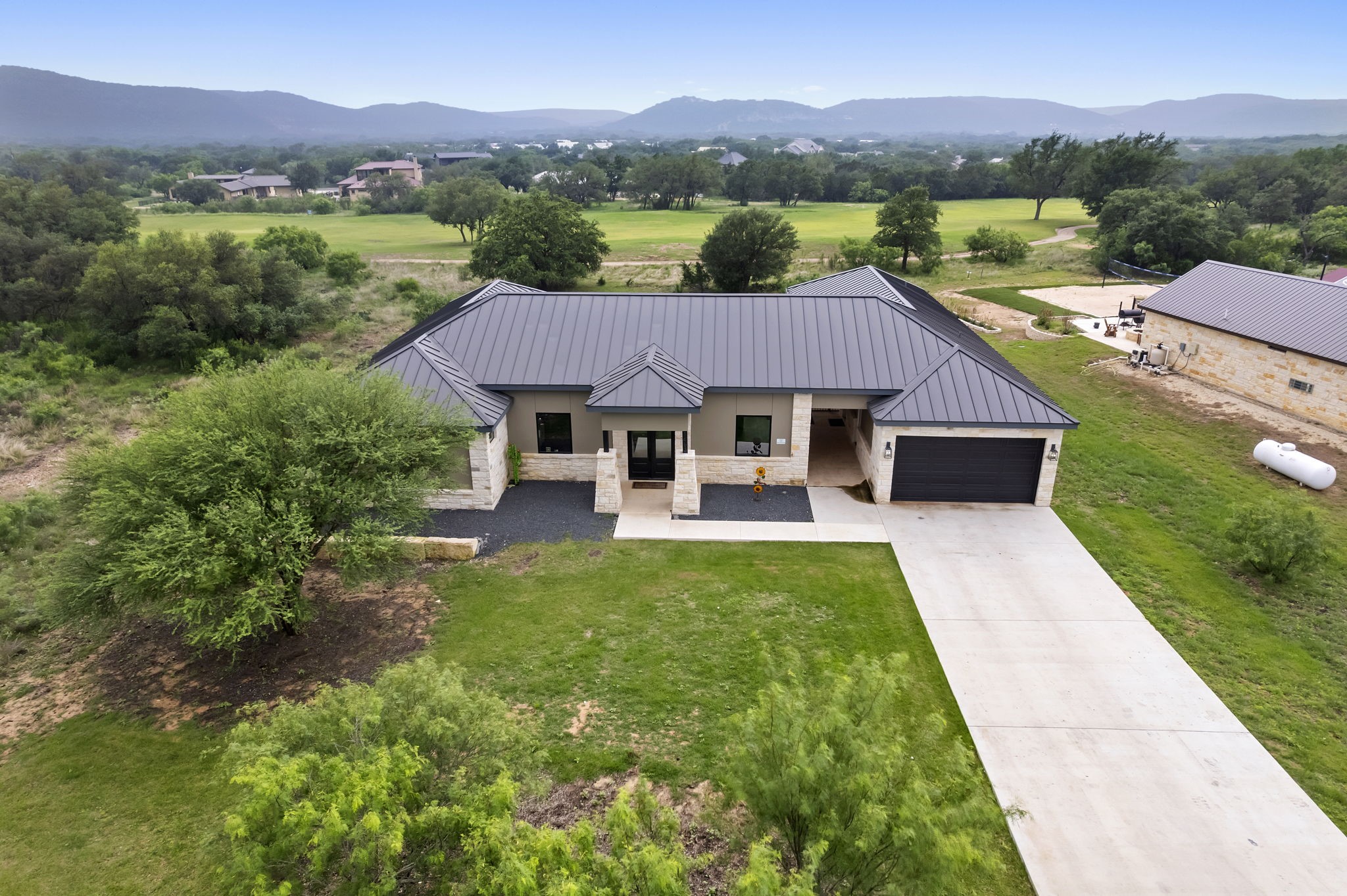 1463 Mountain Valley Drive Property Photo 41