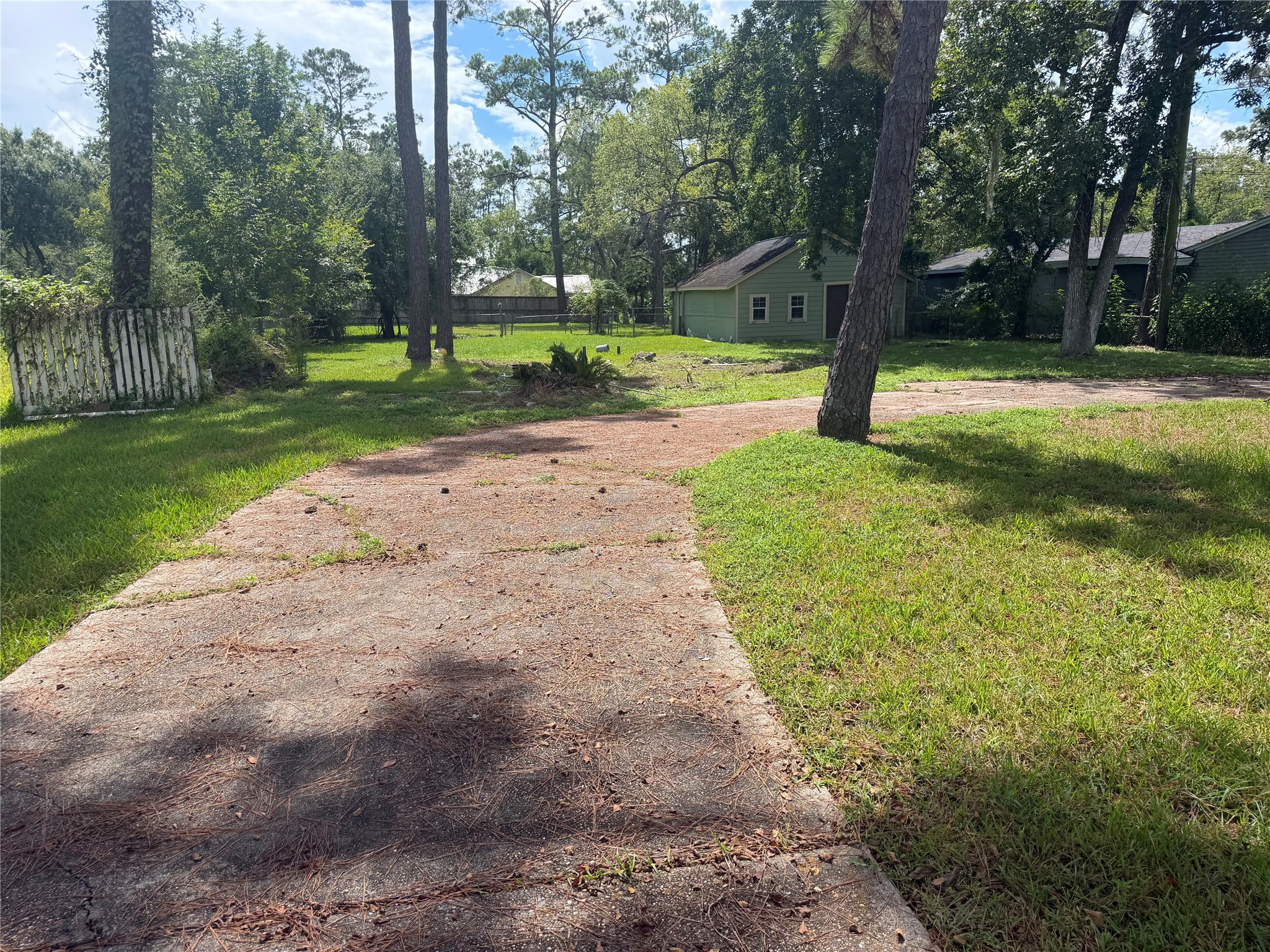 1510 Deats Road Property Photo 2