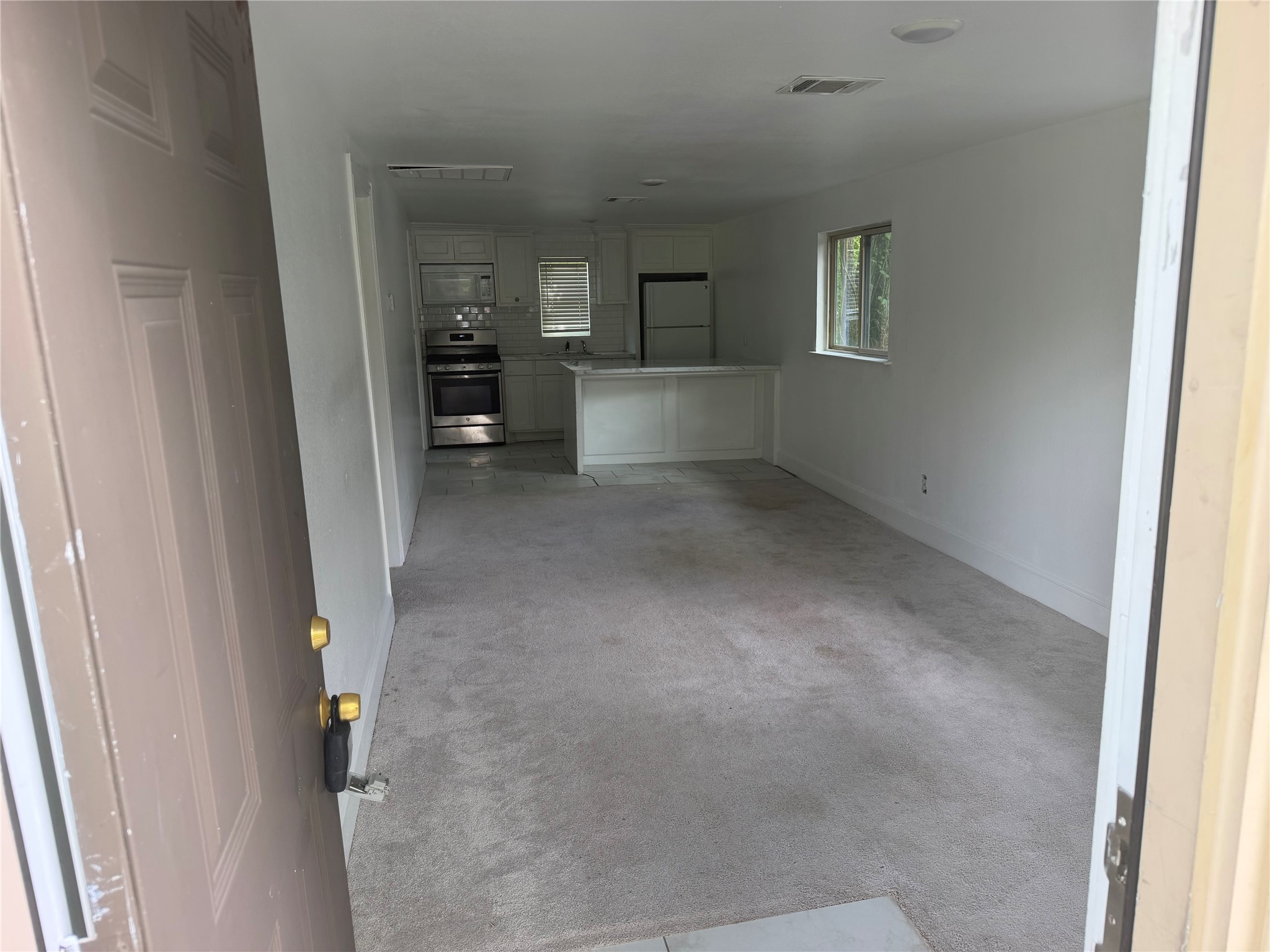 1510 Deats Road Property Photo 3
