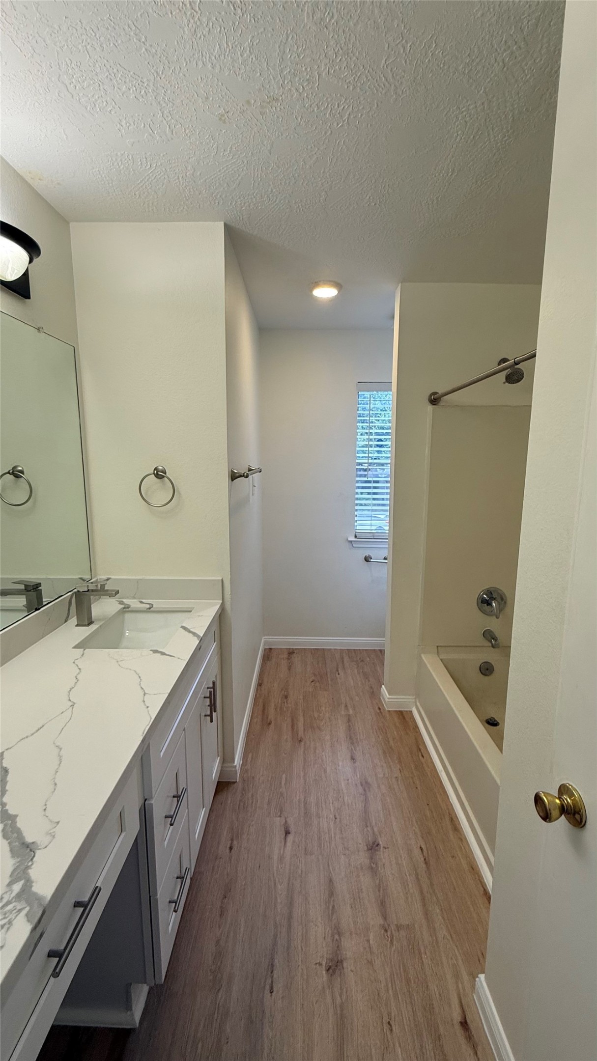 834 Oak West Drive Property Photo 17