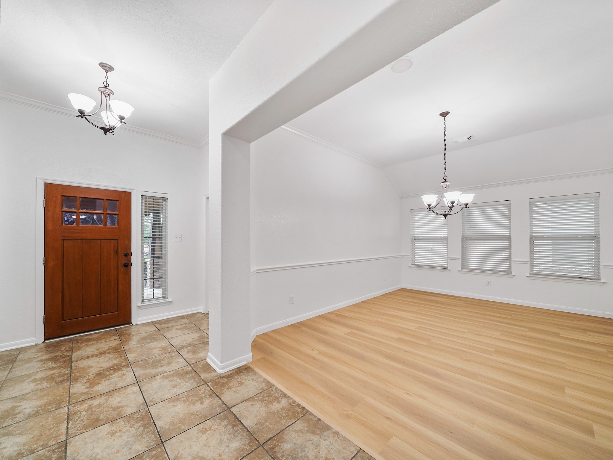 5614 Valley Scene Way Property Photo 6