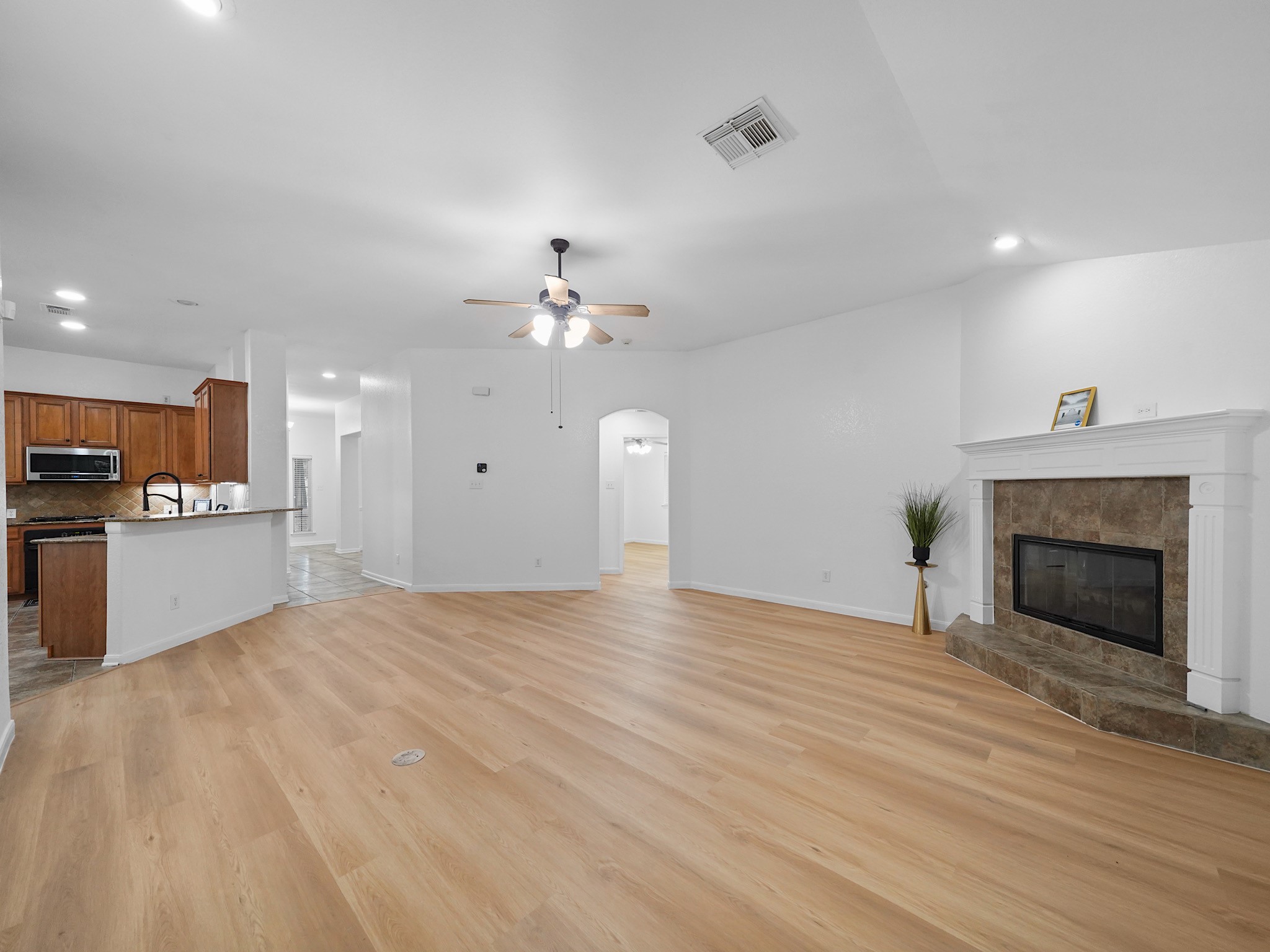 5614 Valley Scene Way Property Photo 10