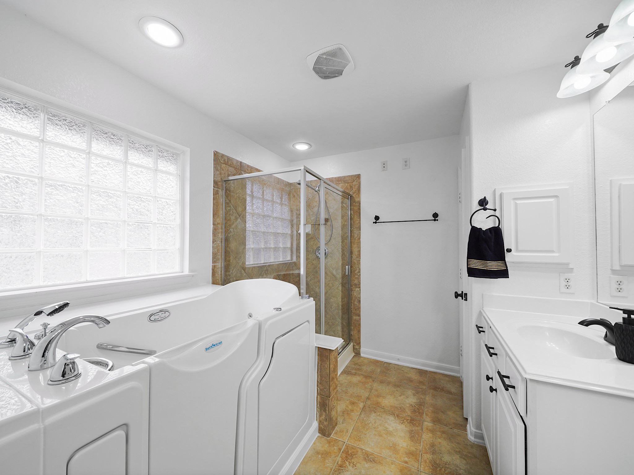 5614 Valley Scene Way Property Photo 22