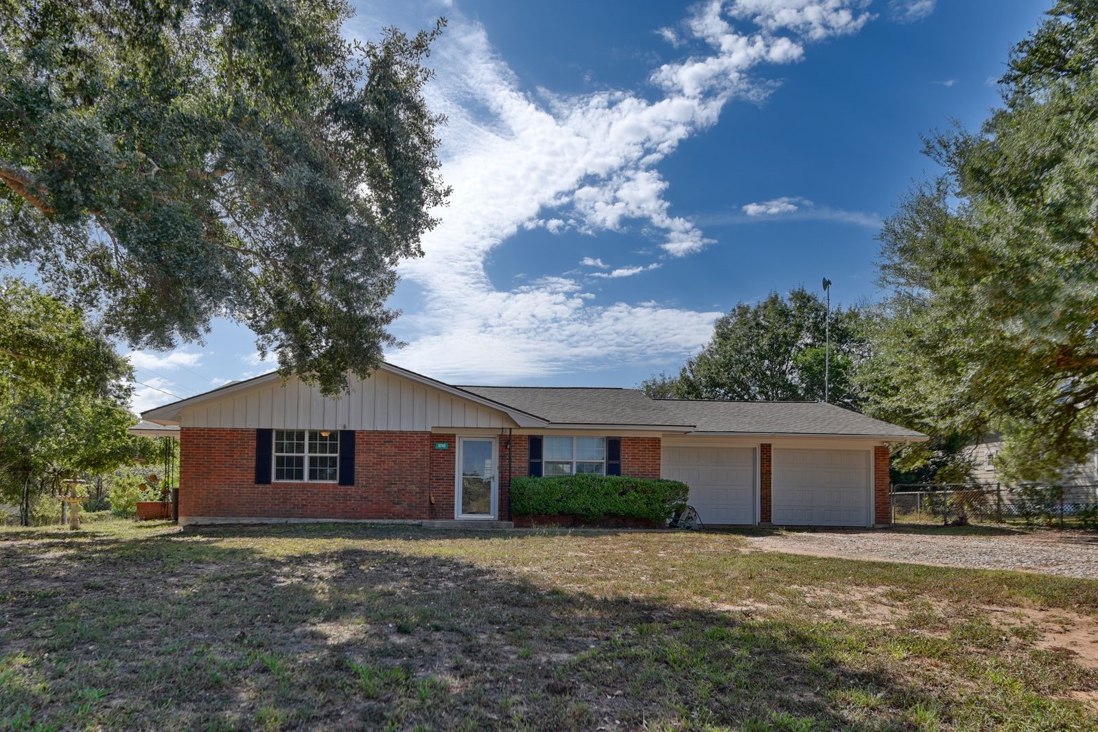 8740 Fm-2447 Property Photo 2