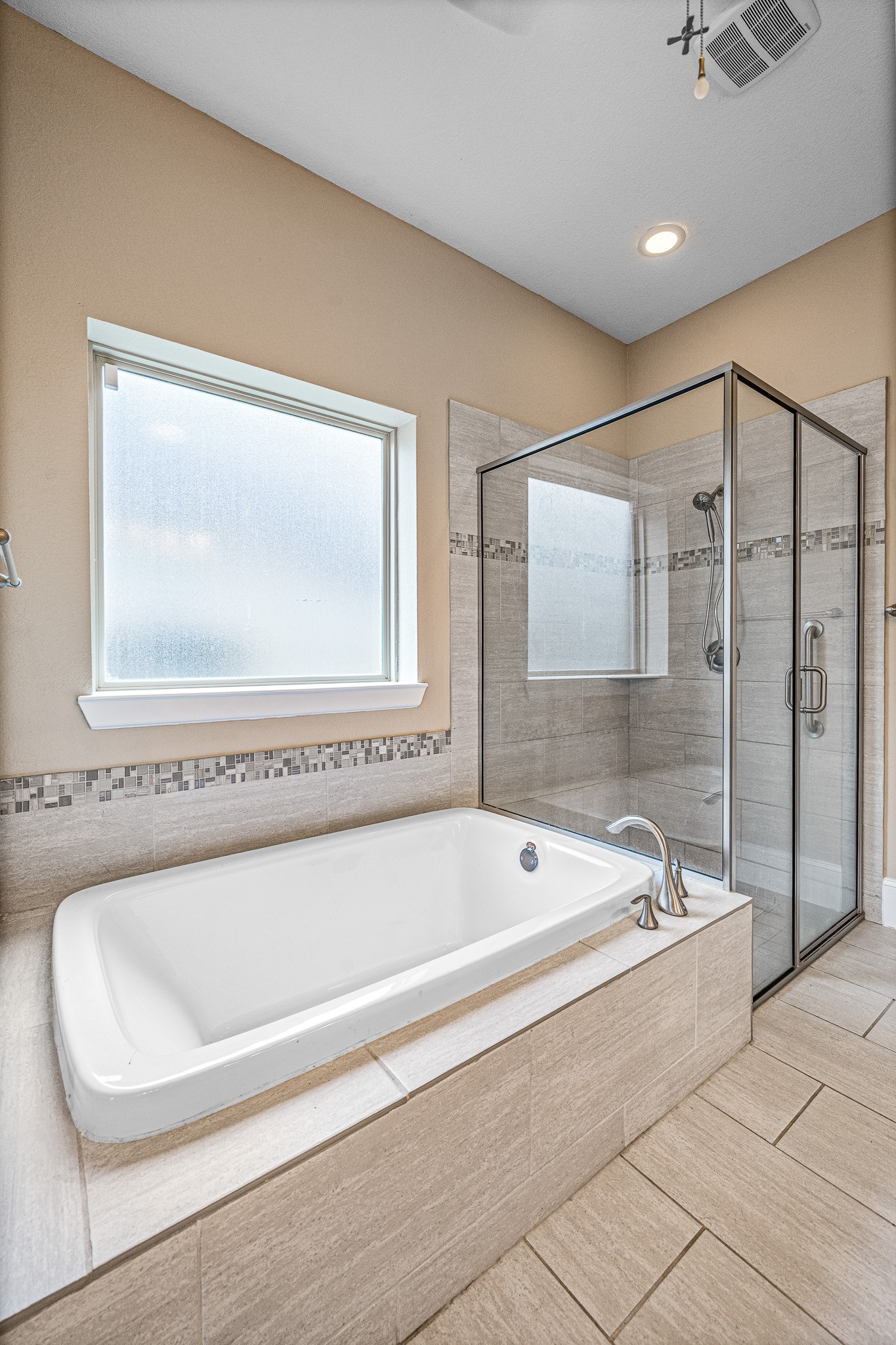 2907 Jadestone Lane Property Photo 35
