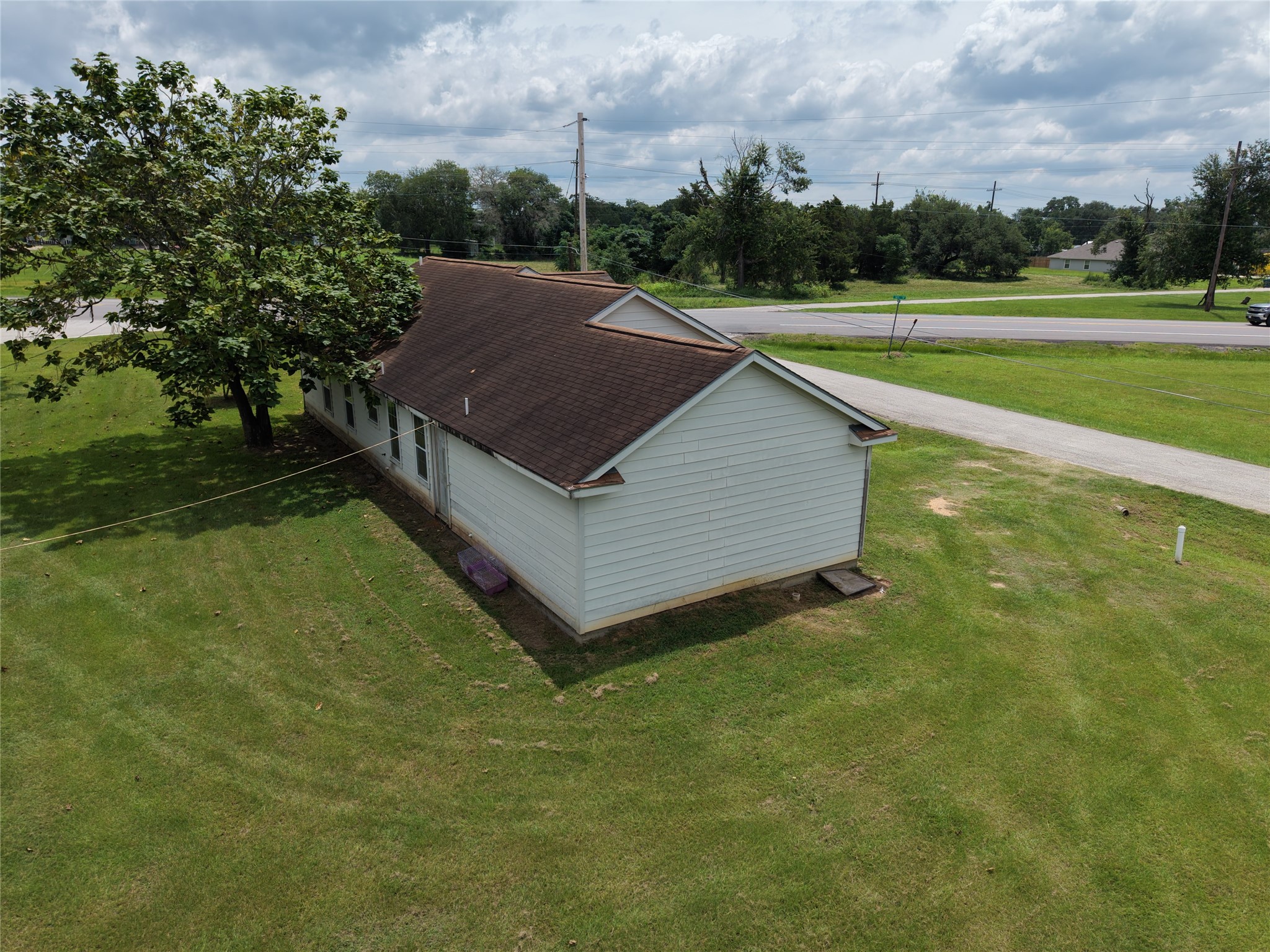 1420 Colorado St Property Photo 5