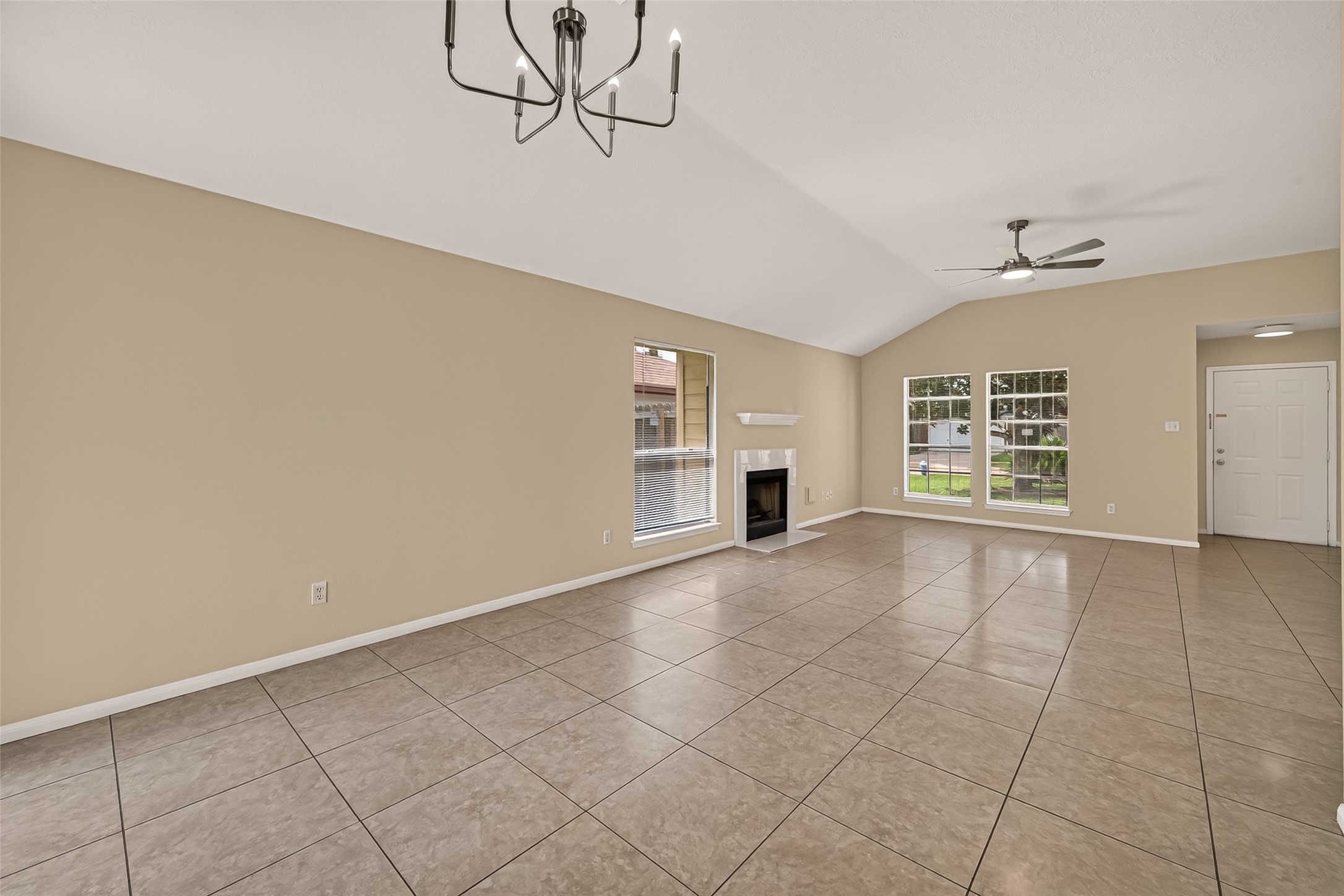 15518 Town Green Drive Property Photo 6