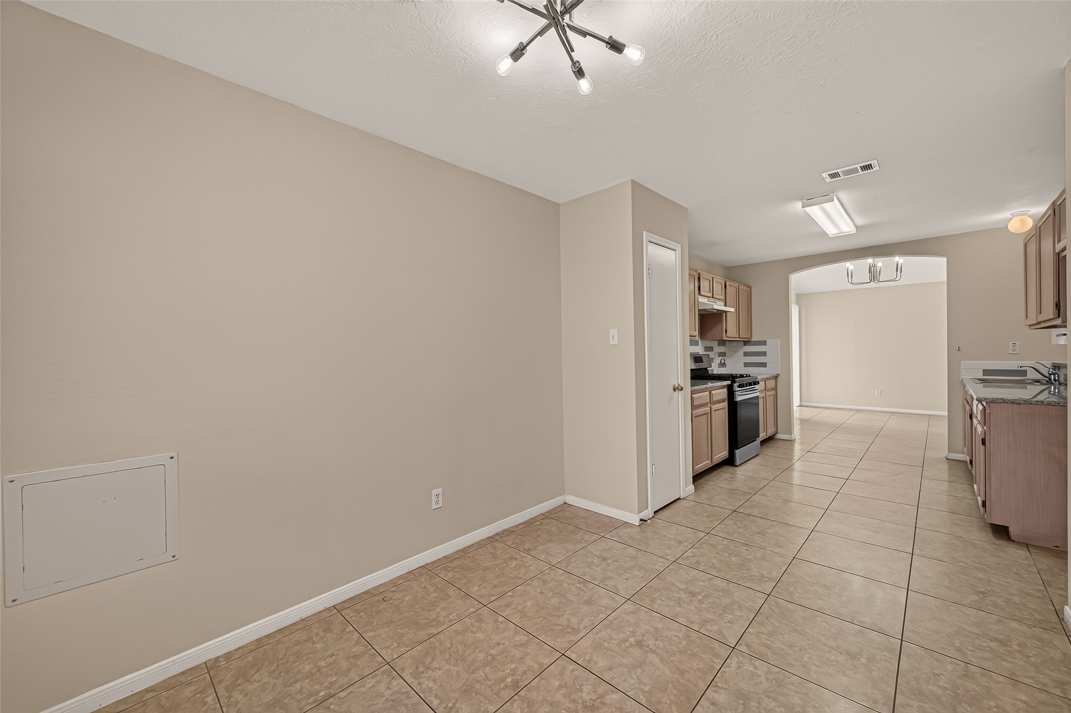 15518 Town Green Drive Property Photo 15