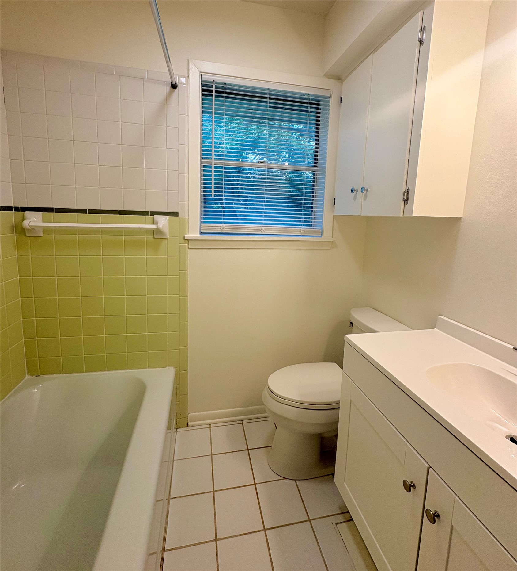 1801 Beazley Street Property Photo 16