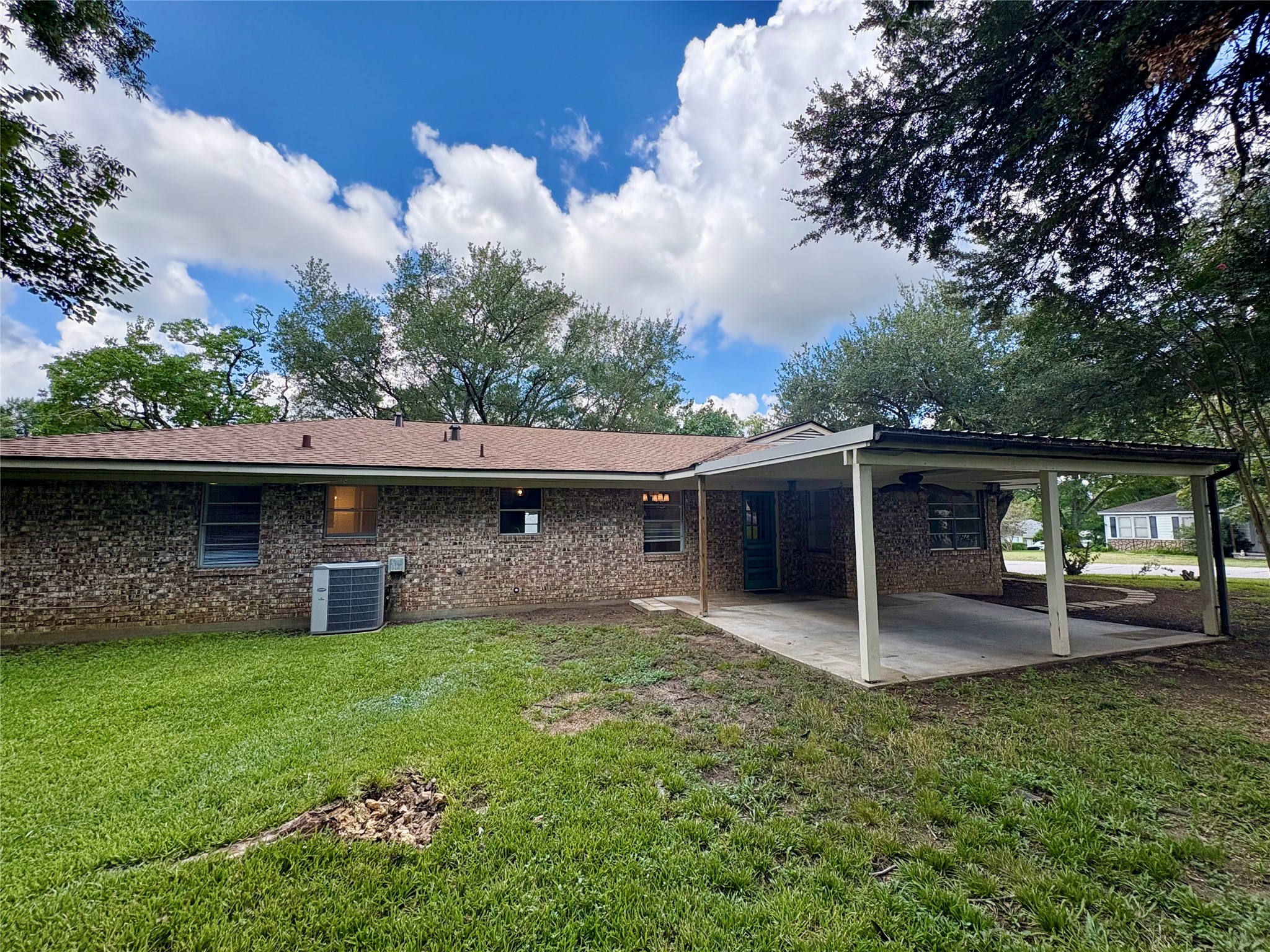1801 Beazley Street Property Photo 19