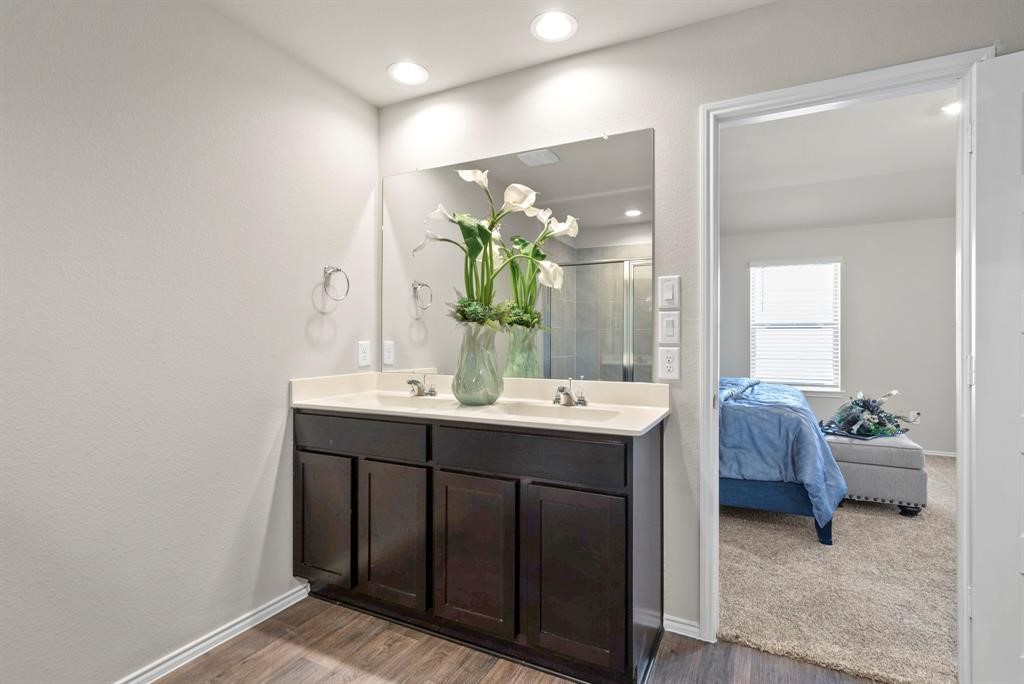 11202 34th Avenue N Property Photo 9
