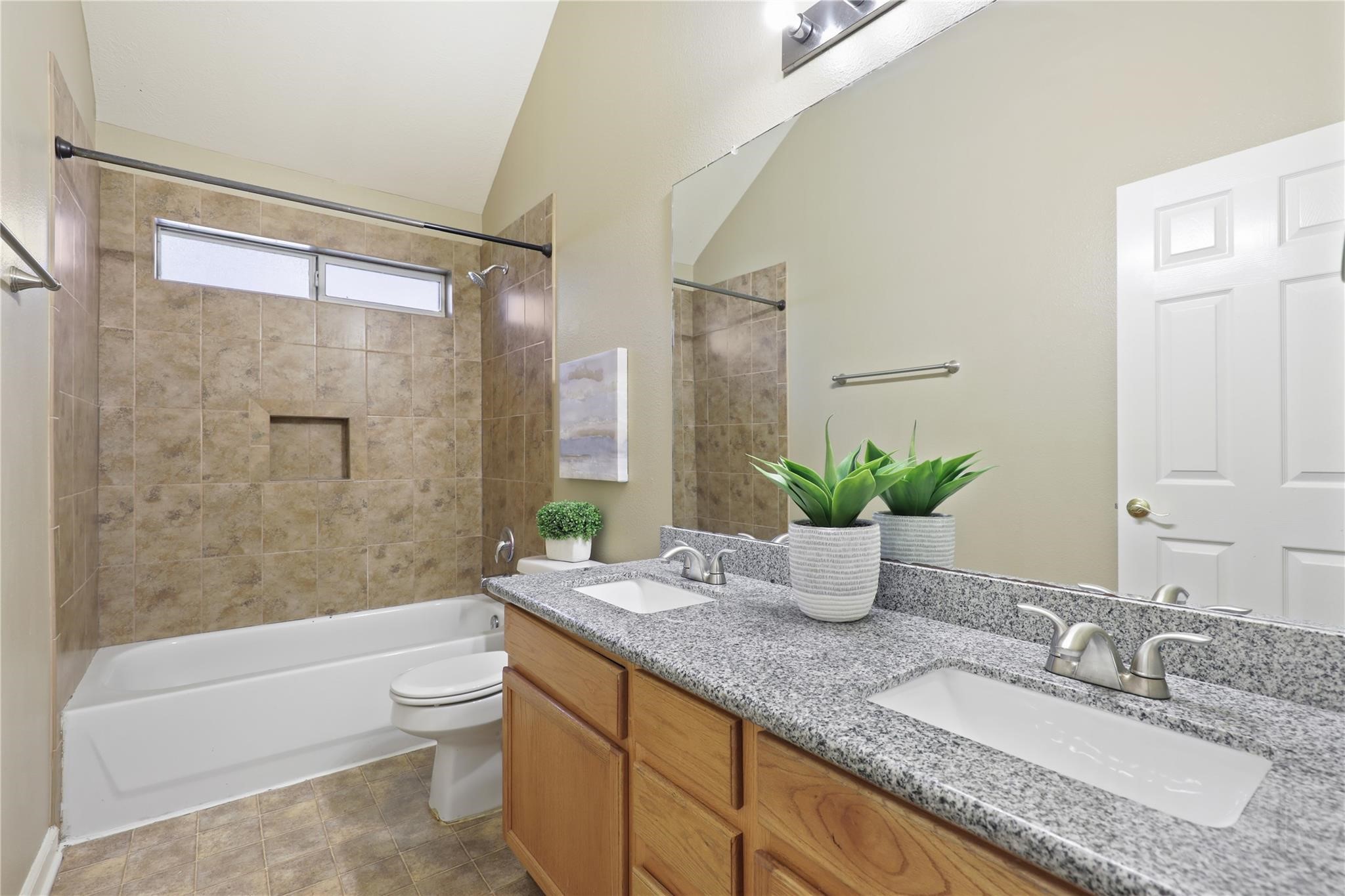 21118 Terrace View Drive Property Photo 16