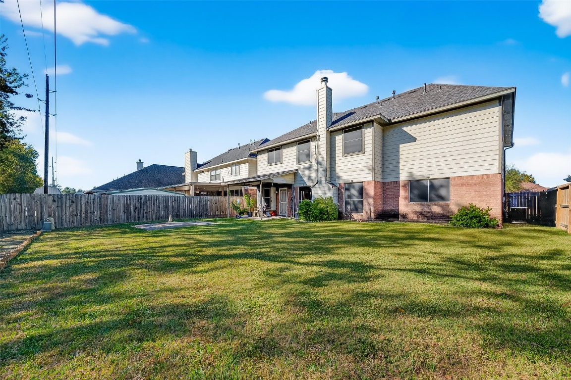 15527 Seminole Canyon Drive Property Photo 16